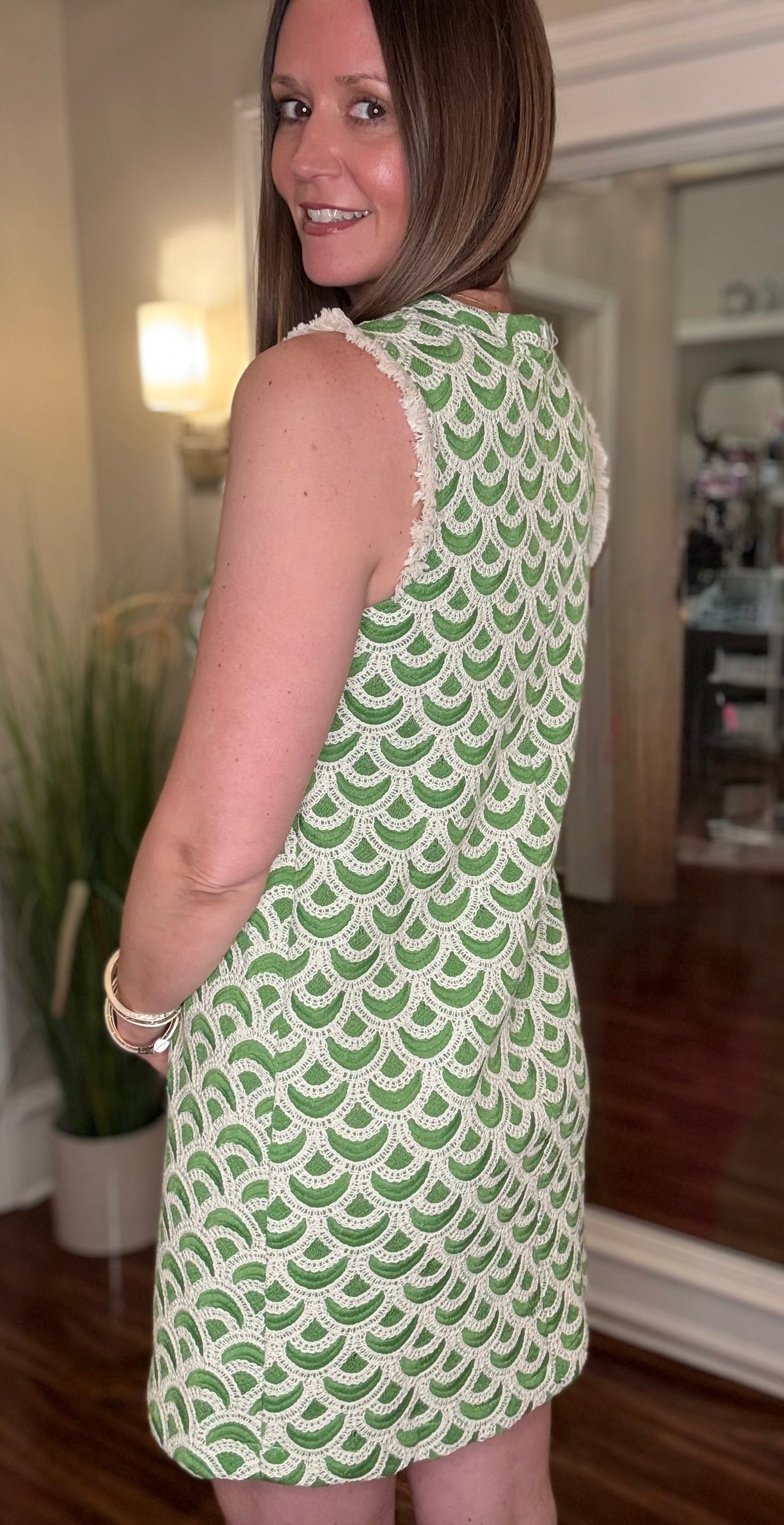 VOY SCALLOPED EMBROIDERY SHIFT DRESS 5.1