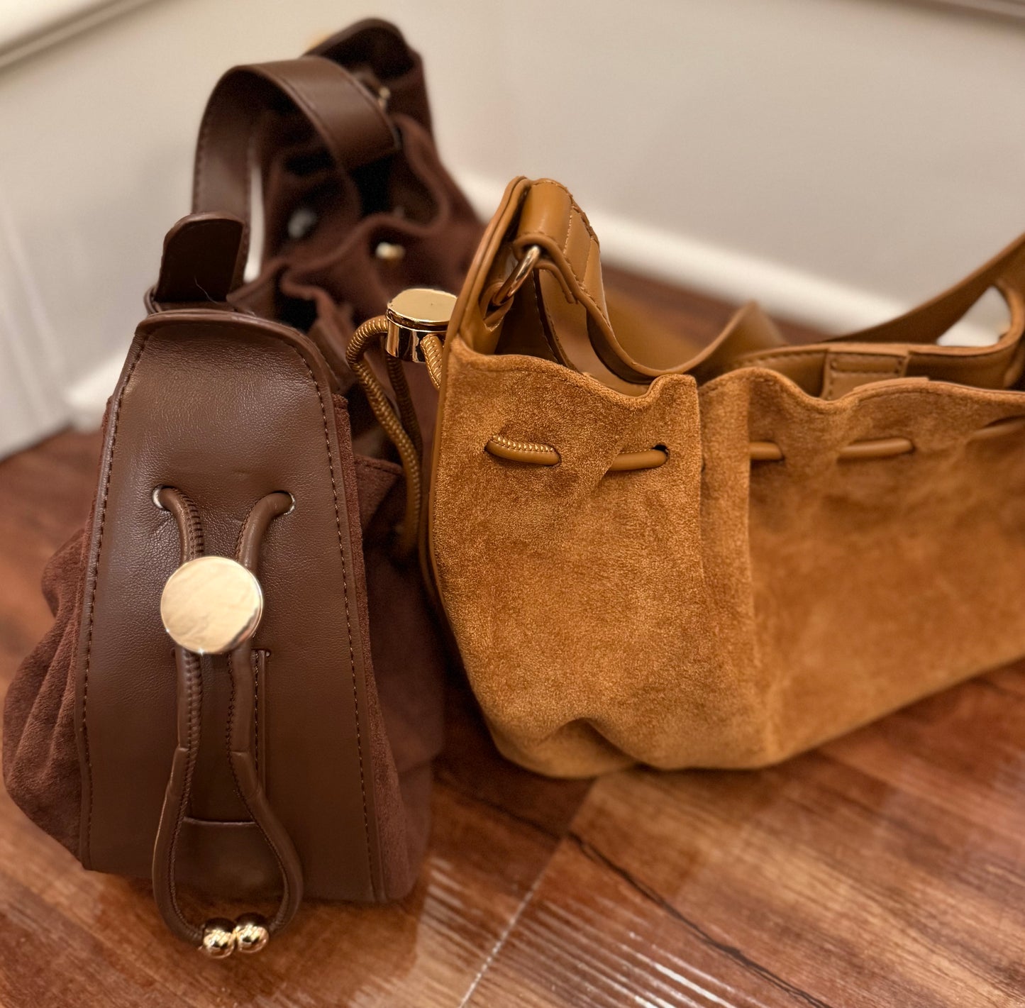 BC SLOUCHY SUEDE BAG 9.9
