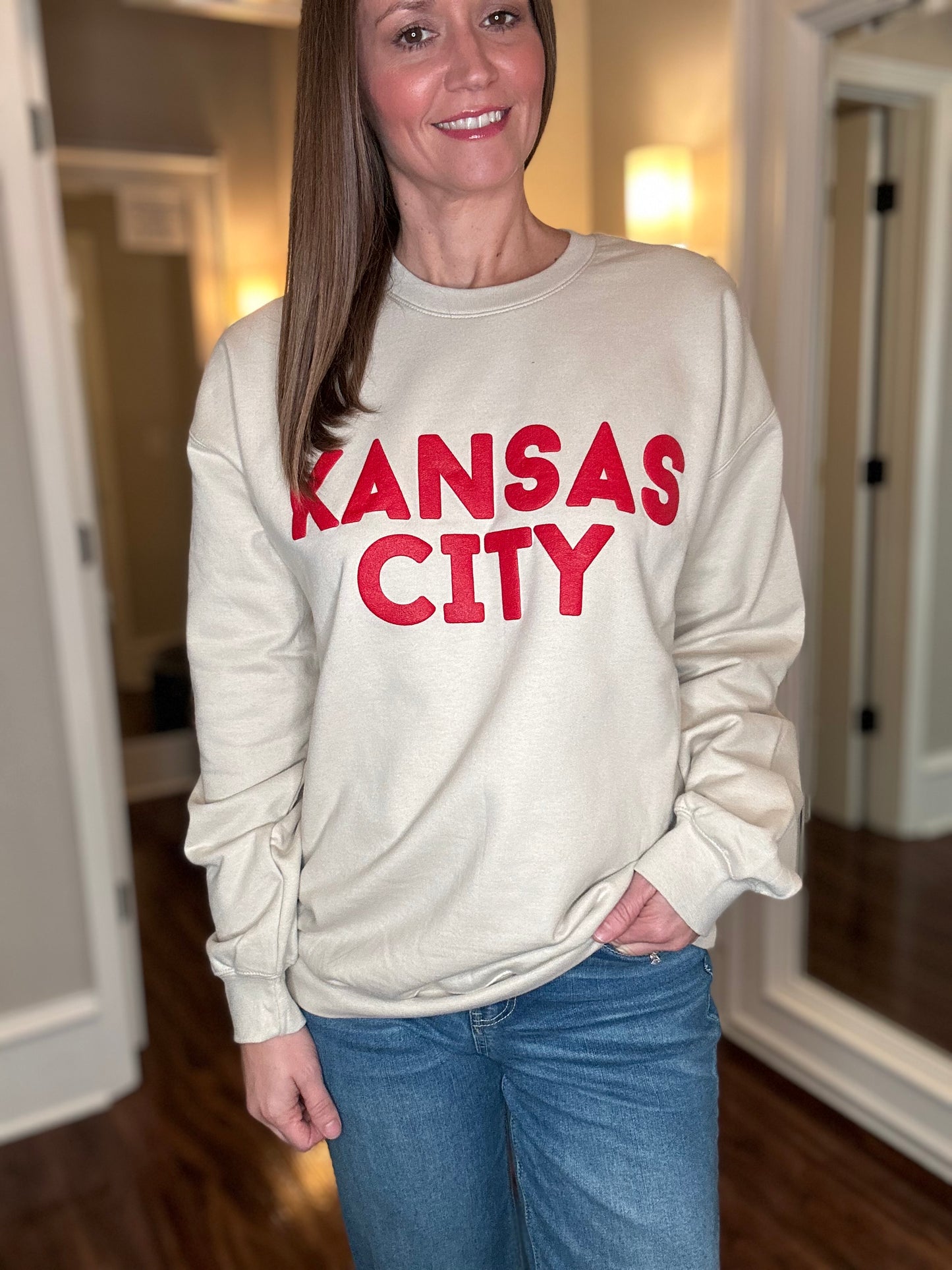 KC SMILEY SMILE SWEATSHIRTS