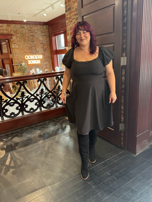 WOVEN SQUARE NECK BALLOON SLEEVE DRESS (EXTENDED SIZES) 8.5
