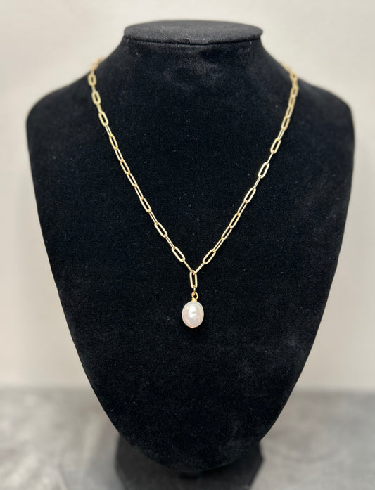 Virtue drop pearl necklace