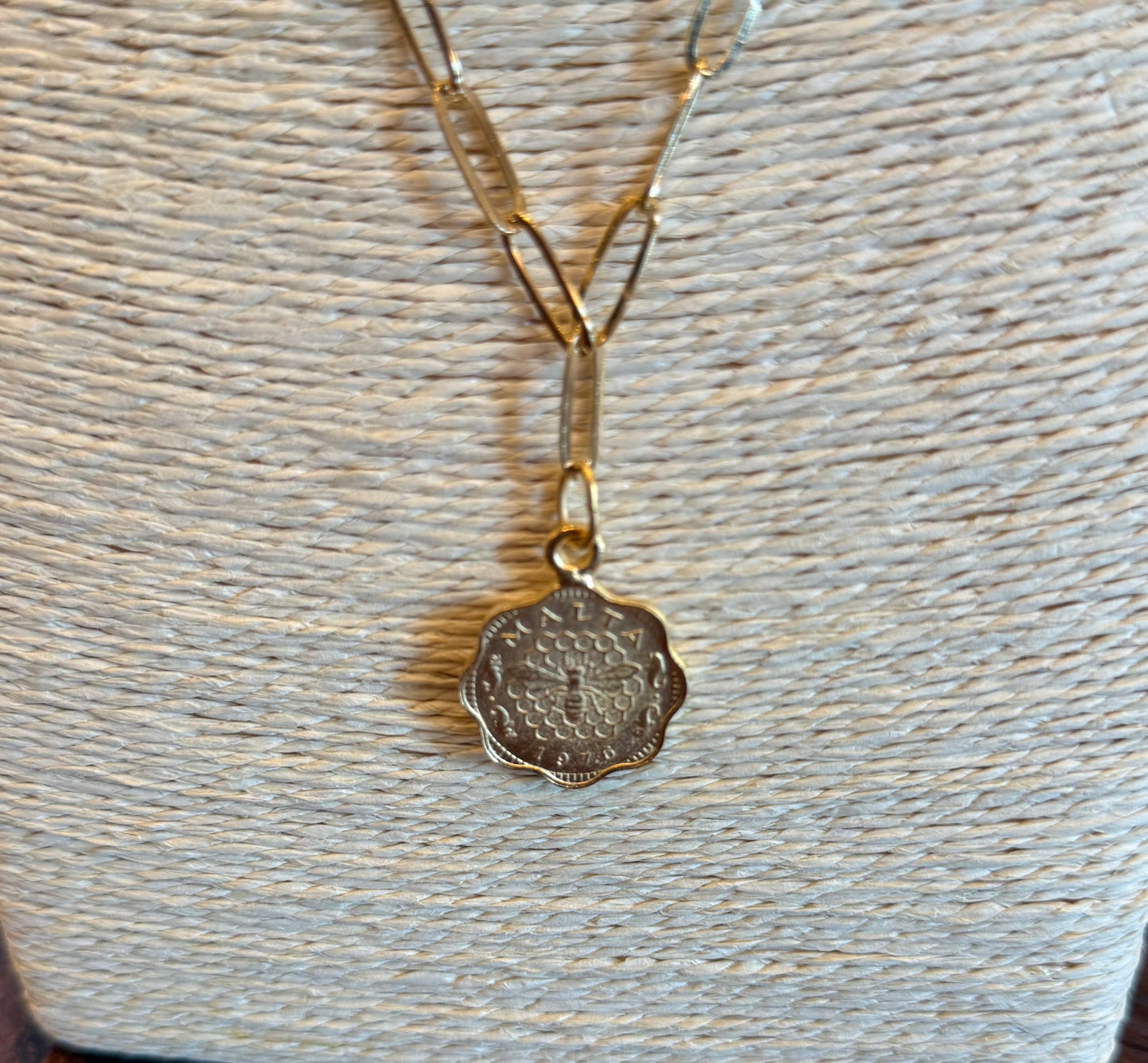 SUSAN SHAW PIPER PAPERCLIP NECKLACE WITH MALTA COIN