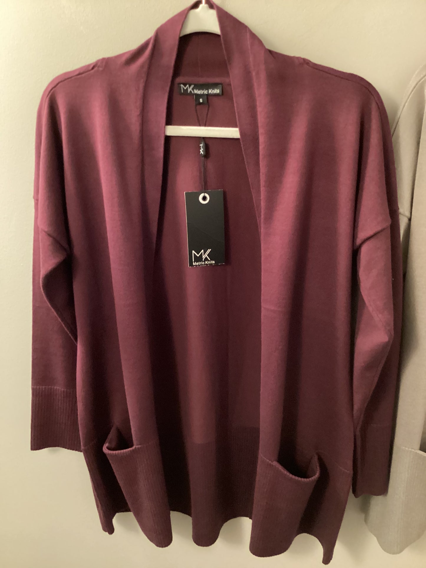 LONG SLEEVE OPEN FRONT CARDI WITH POCKETS