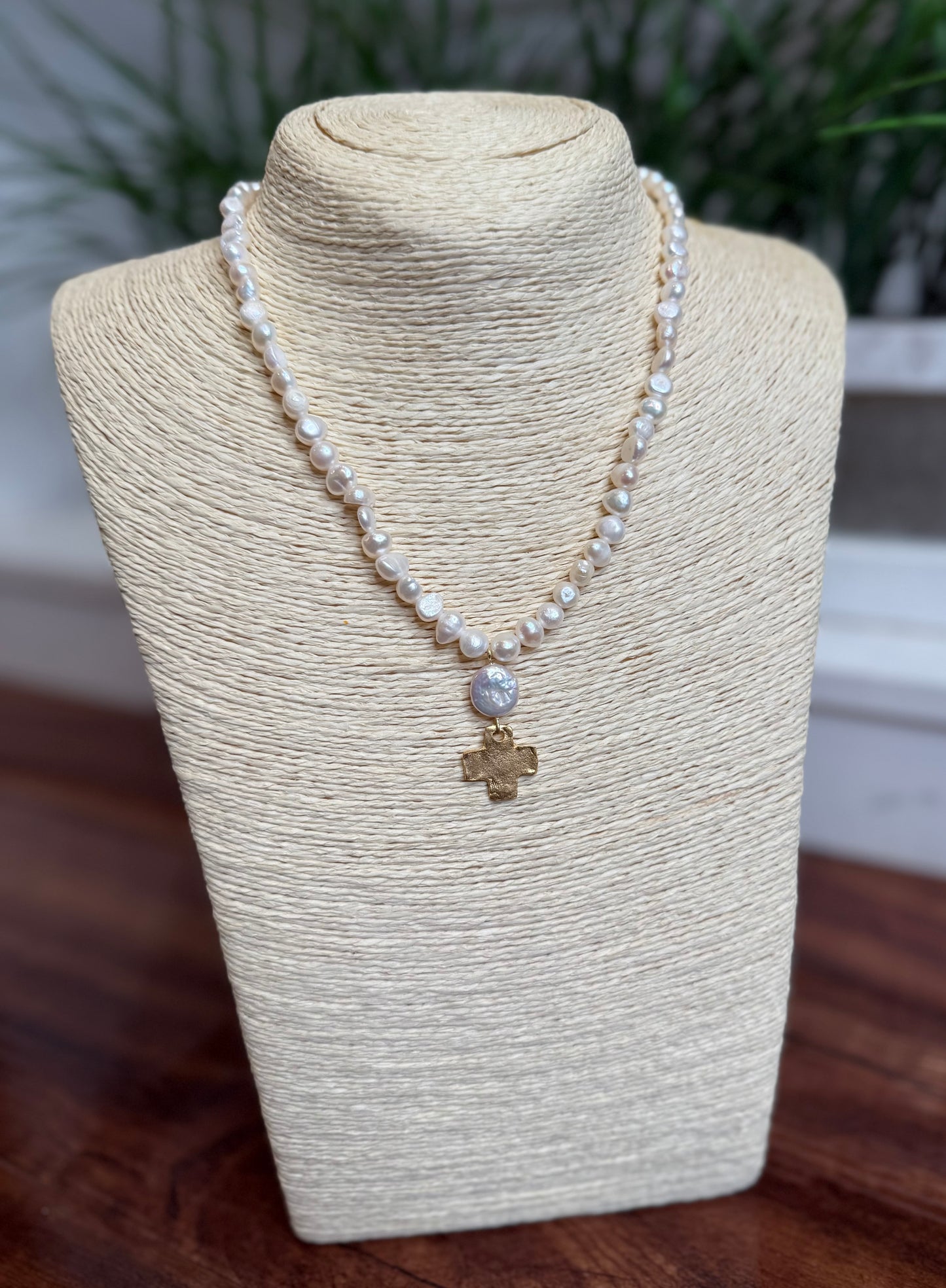 SUSAN SHAW ALYS CROSS NECKLACE