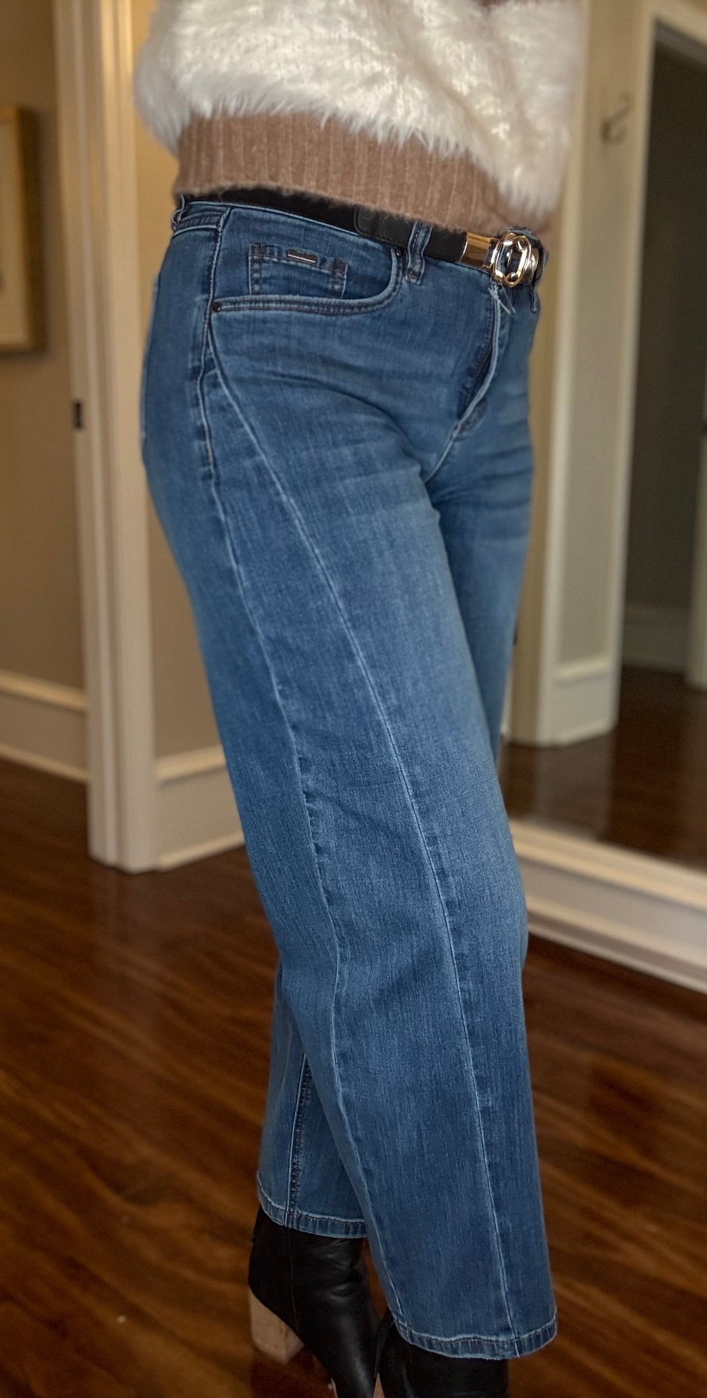 FDJ GIRLFRIEND BARREL ANKLE JEAN 8.13