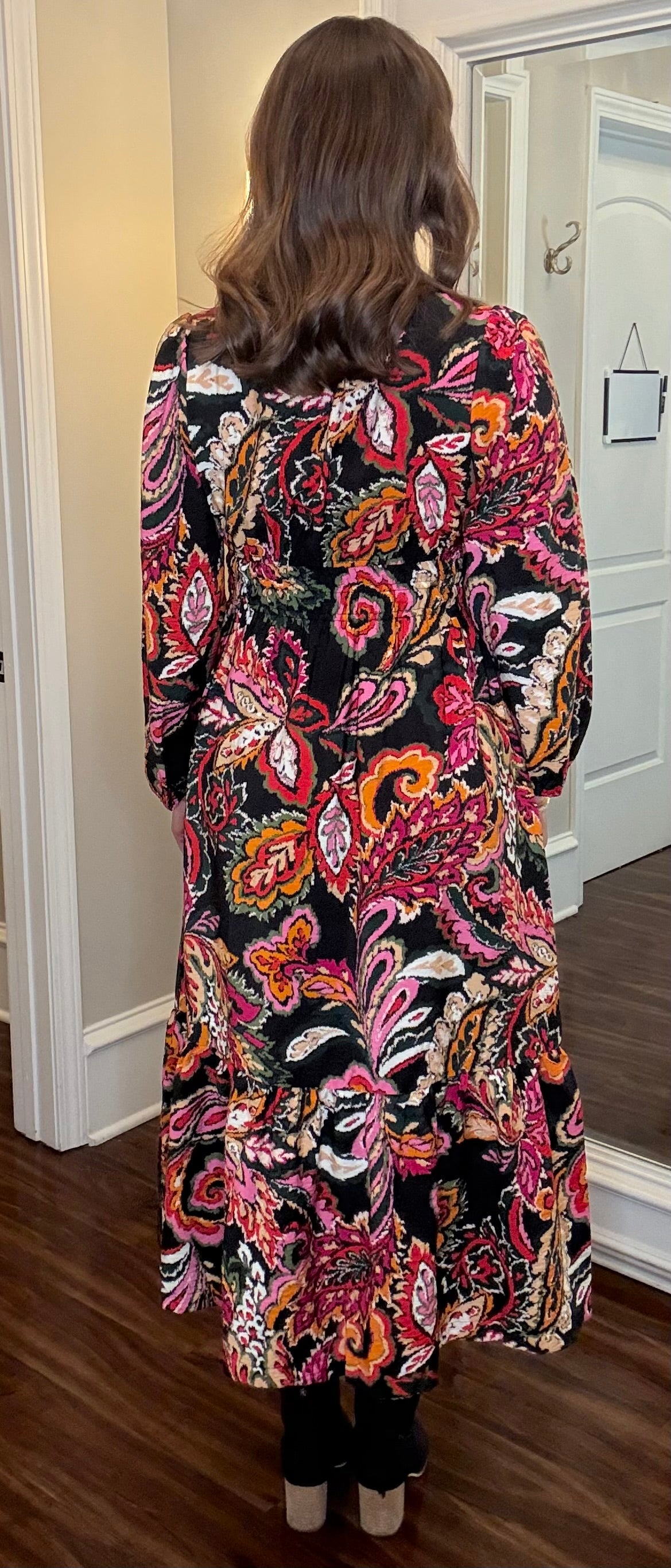JODIFL BLACK FLORAL DRESS 9.30