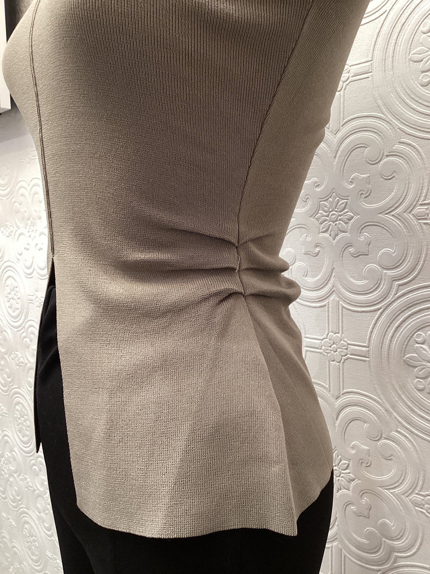 INA KNIT BOTTOM SLIT TANK 1.24