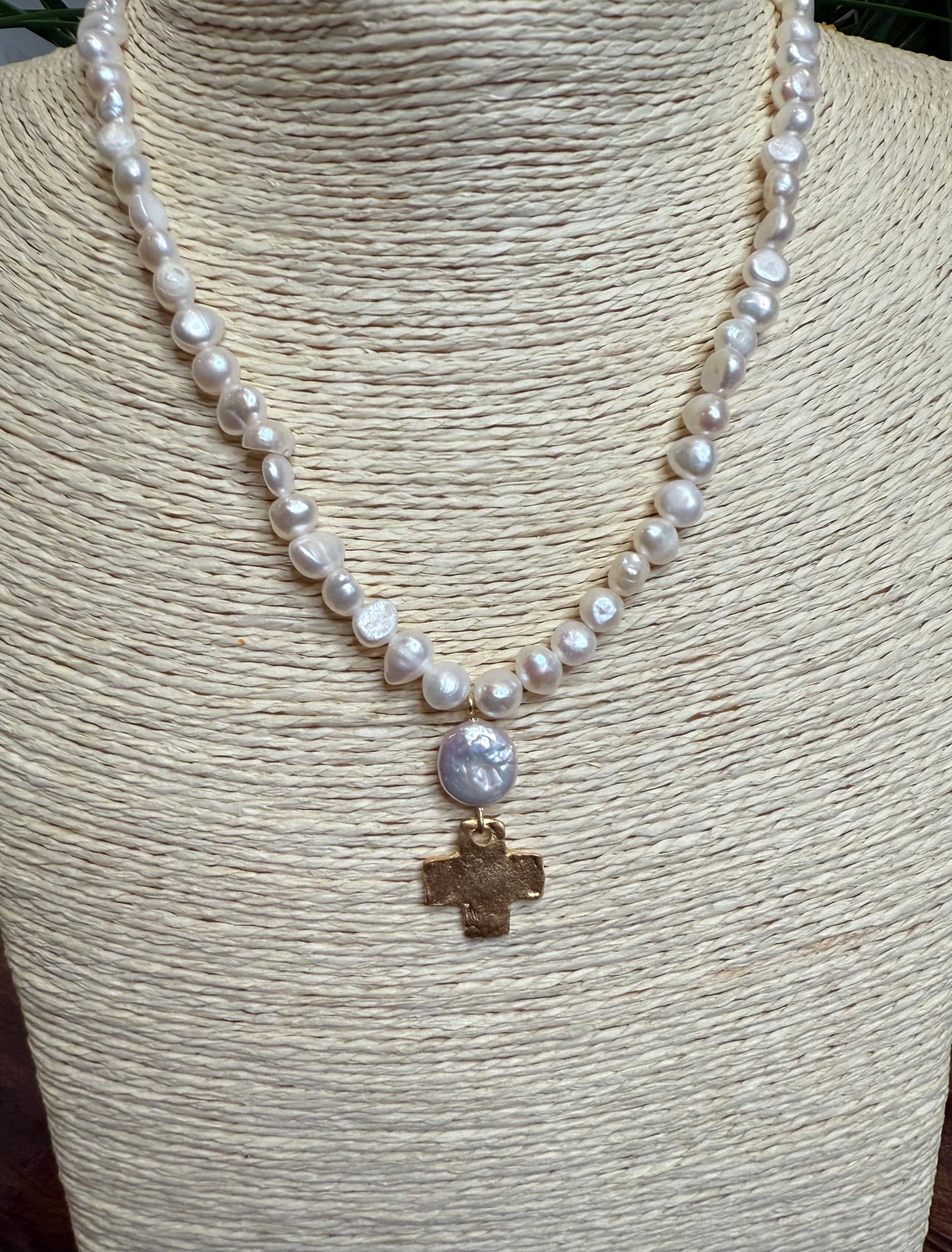 SUSAN SHAW ALYS CROSS NECKLACE