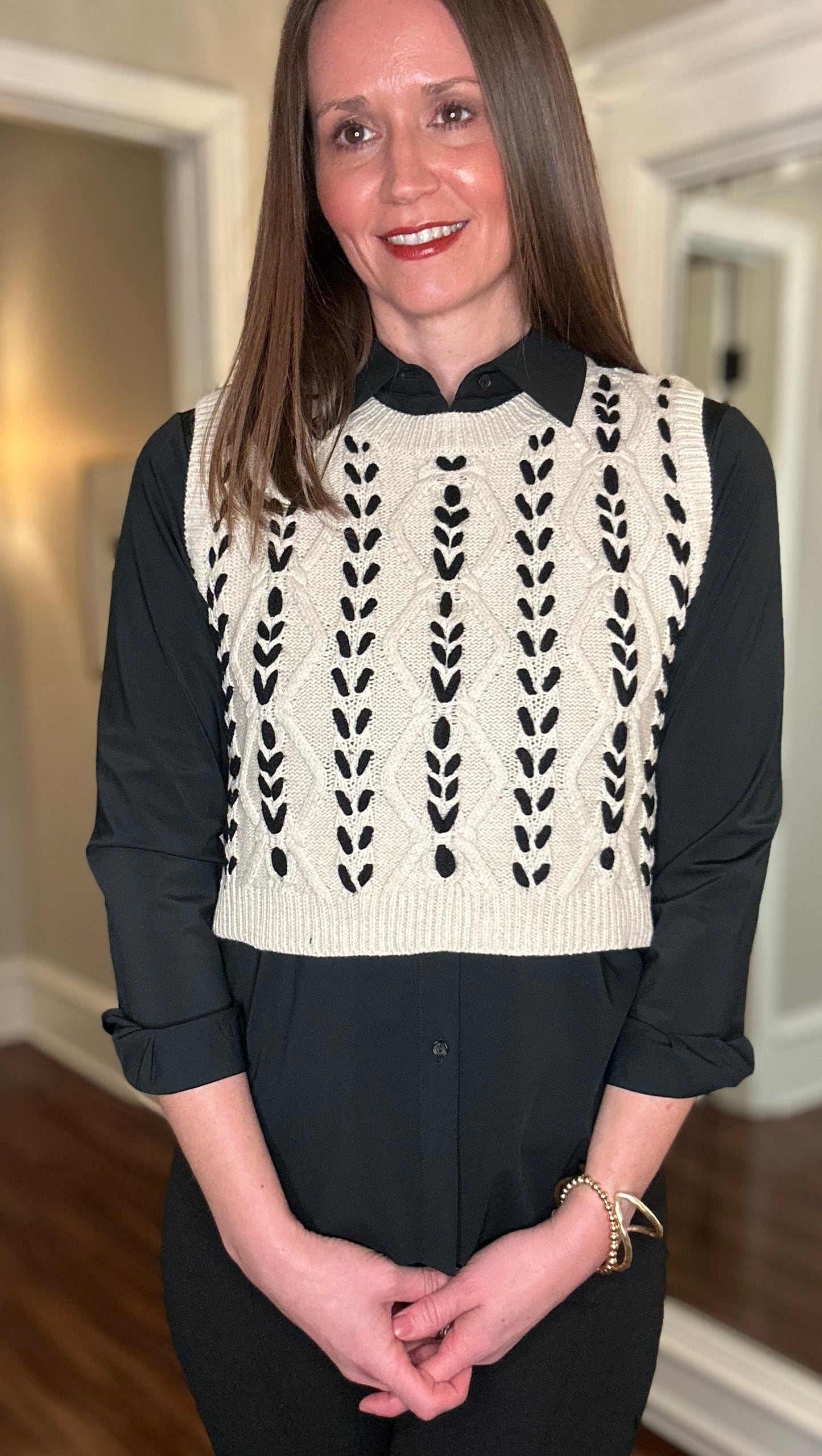 CONTRAST STITCH DETAIL VEST 1.20
