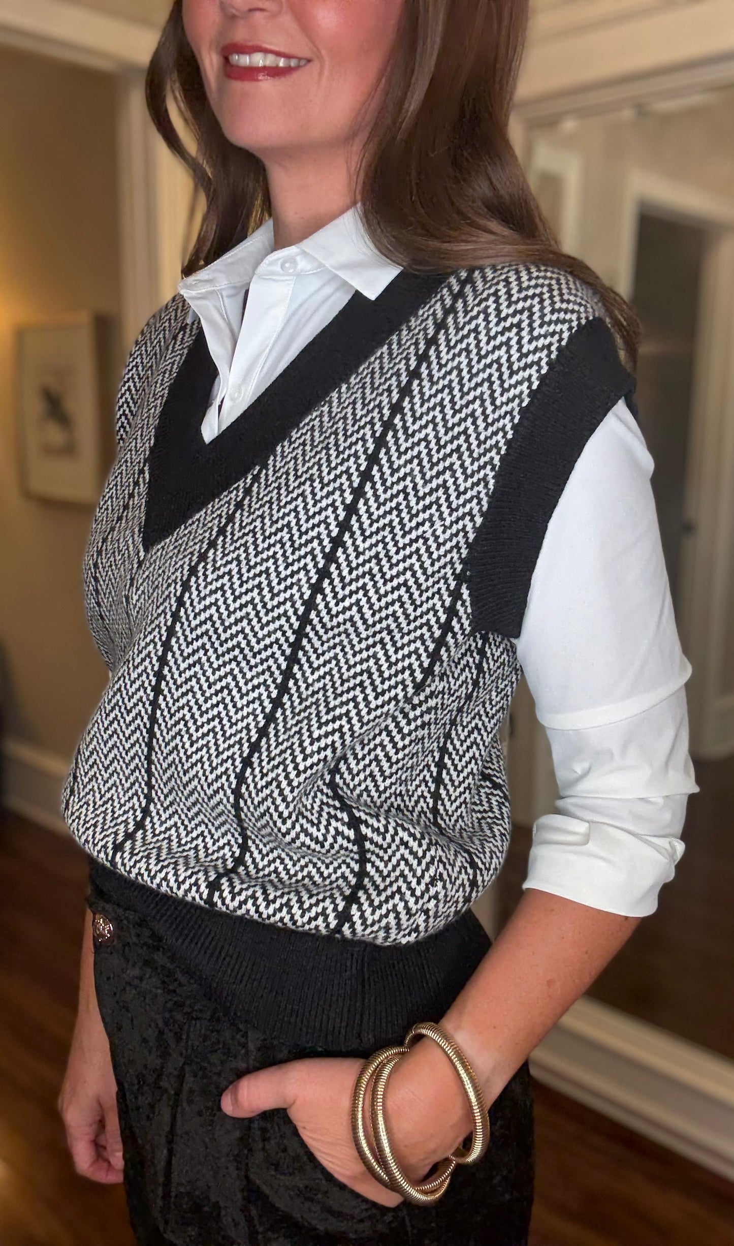 MOLLY BRACKEN CHEVRON SWEATER VEST 8.15