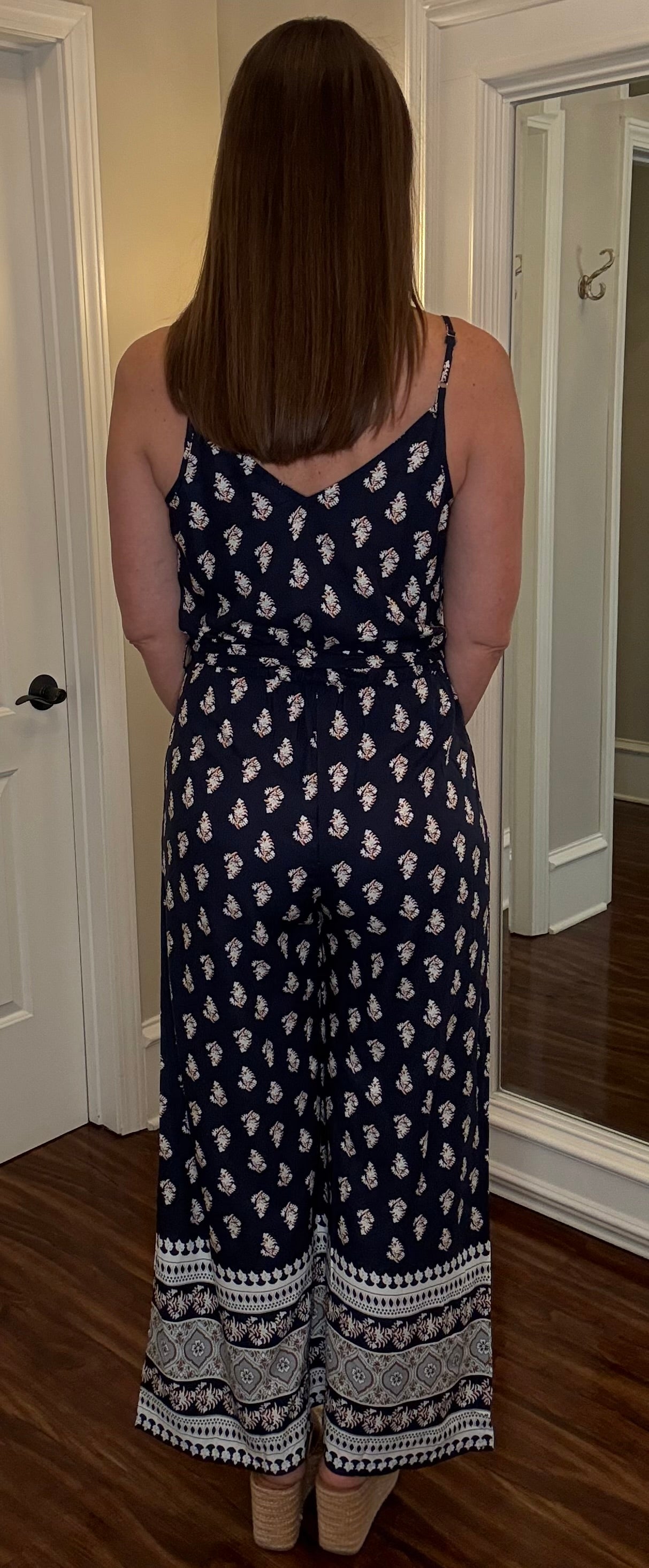 FLORAL V-NECK JUMPSUIT 12.23