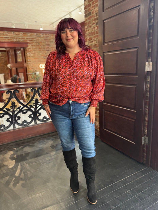 EASEL PRINTED SATIN VNECK TOP 7.25