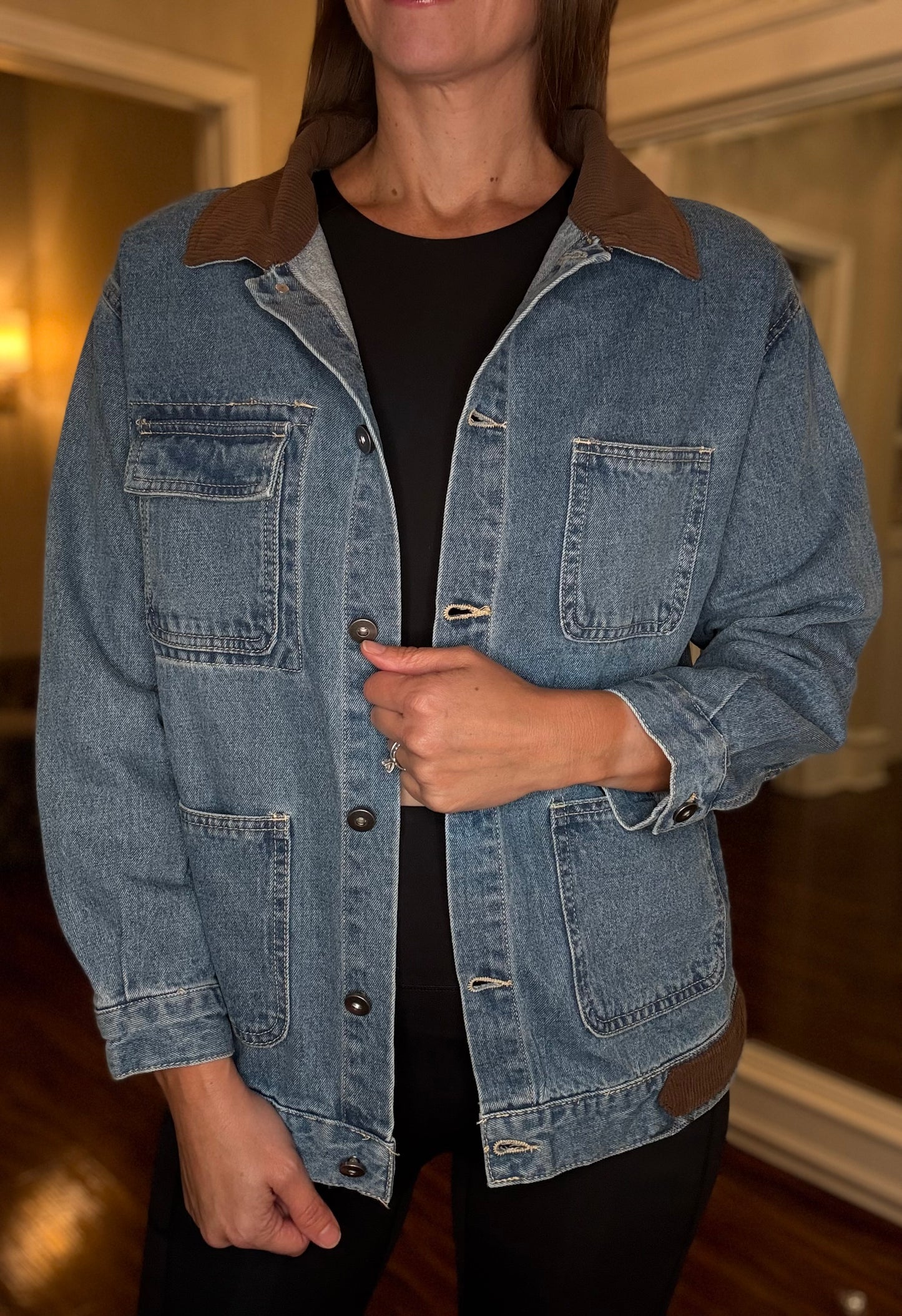 DENIM JACKET WITH CONTRAST COLLAR 8.5