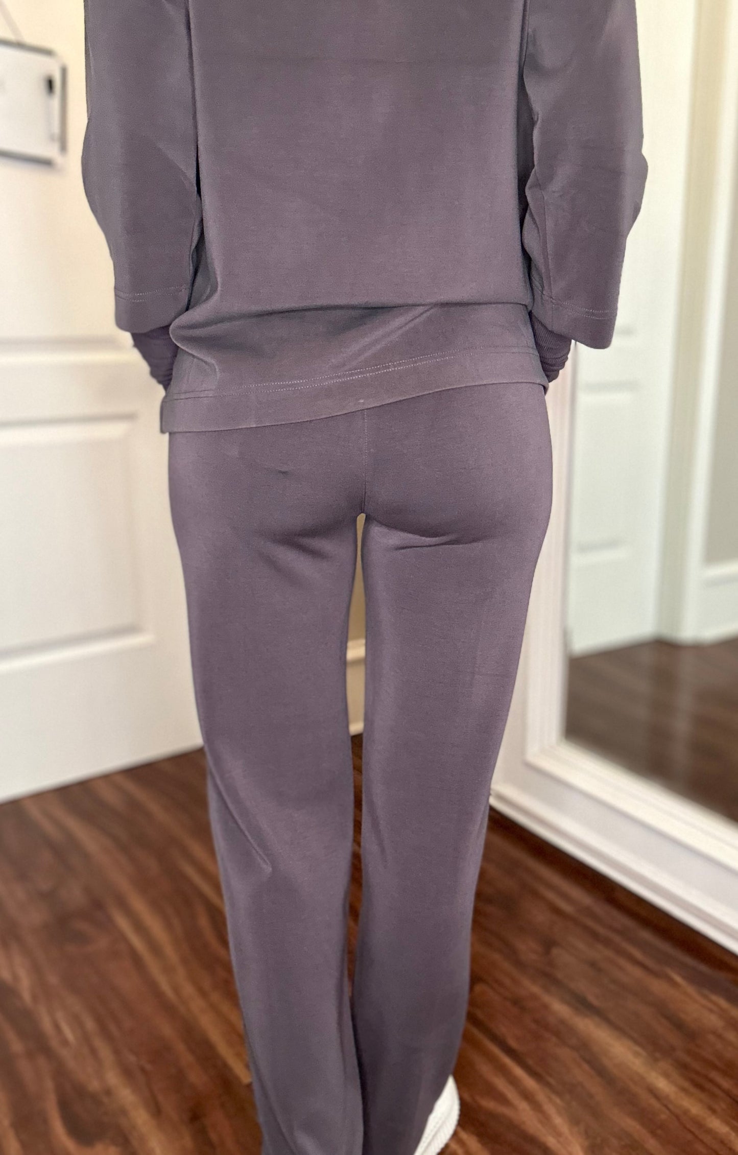 YEST OIRLA PANT 9.24