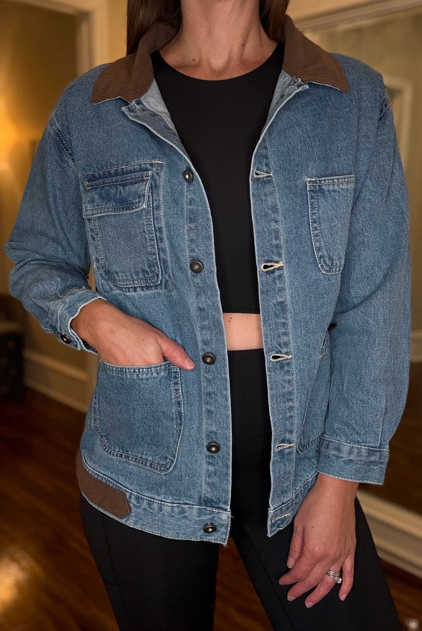 DENIM JACKET WITH CONTRAST COLLAR 8.5