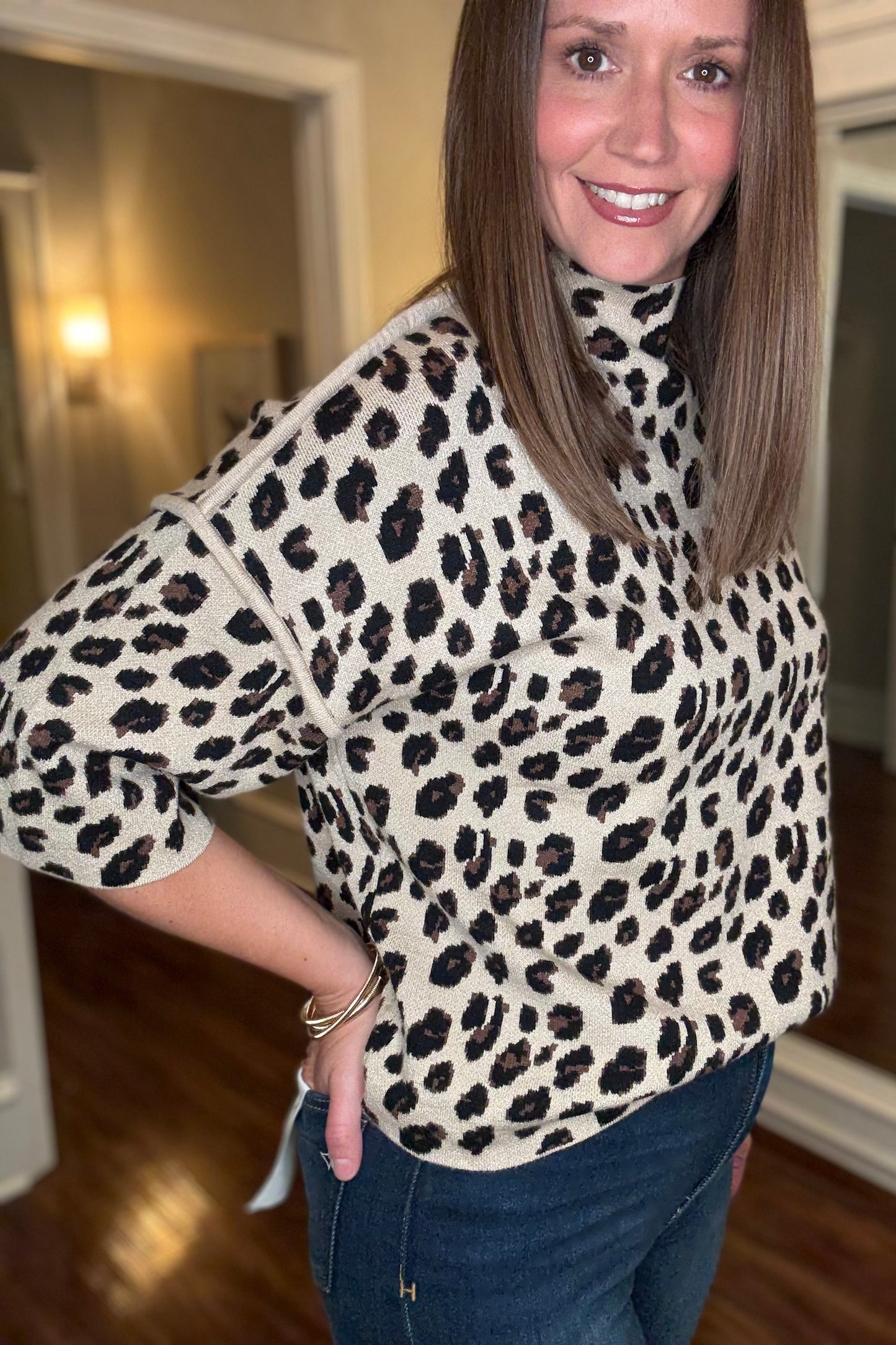 BRAND BAZAAR LEOPARD CROPPIE SWEATER 10.9