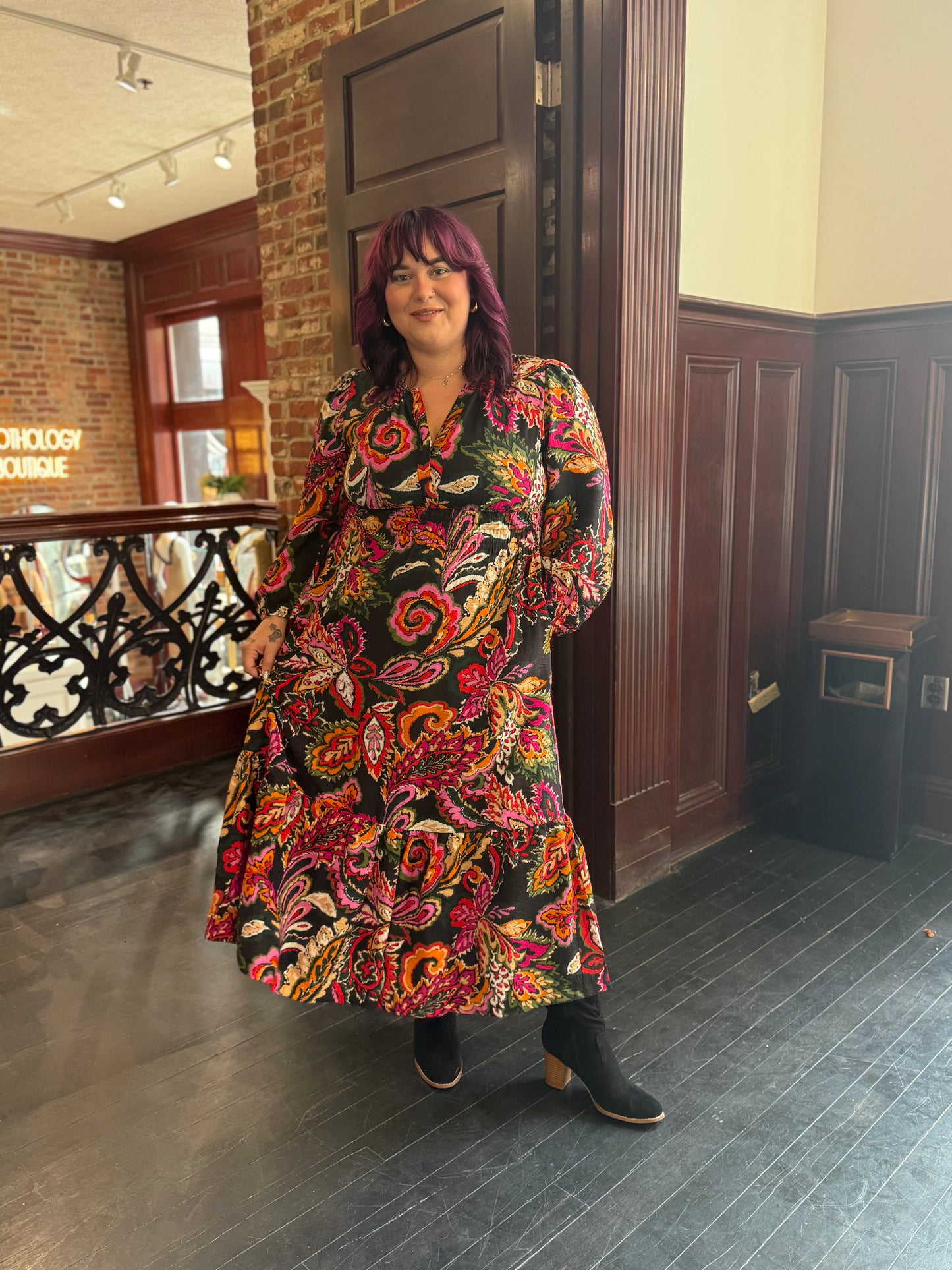 JODIFL BLACK FLORAL DRESS 9.30
