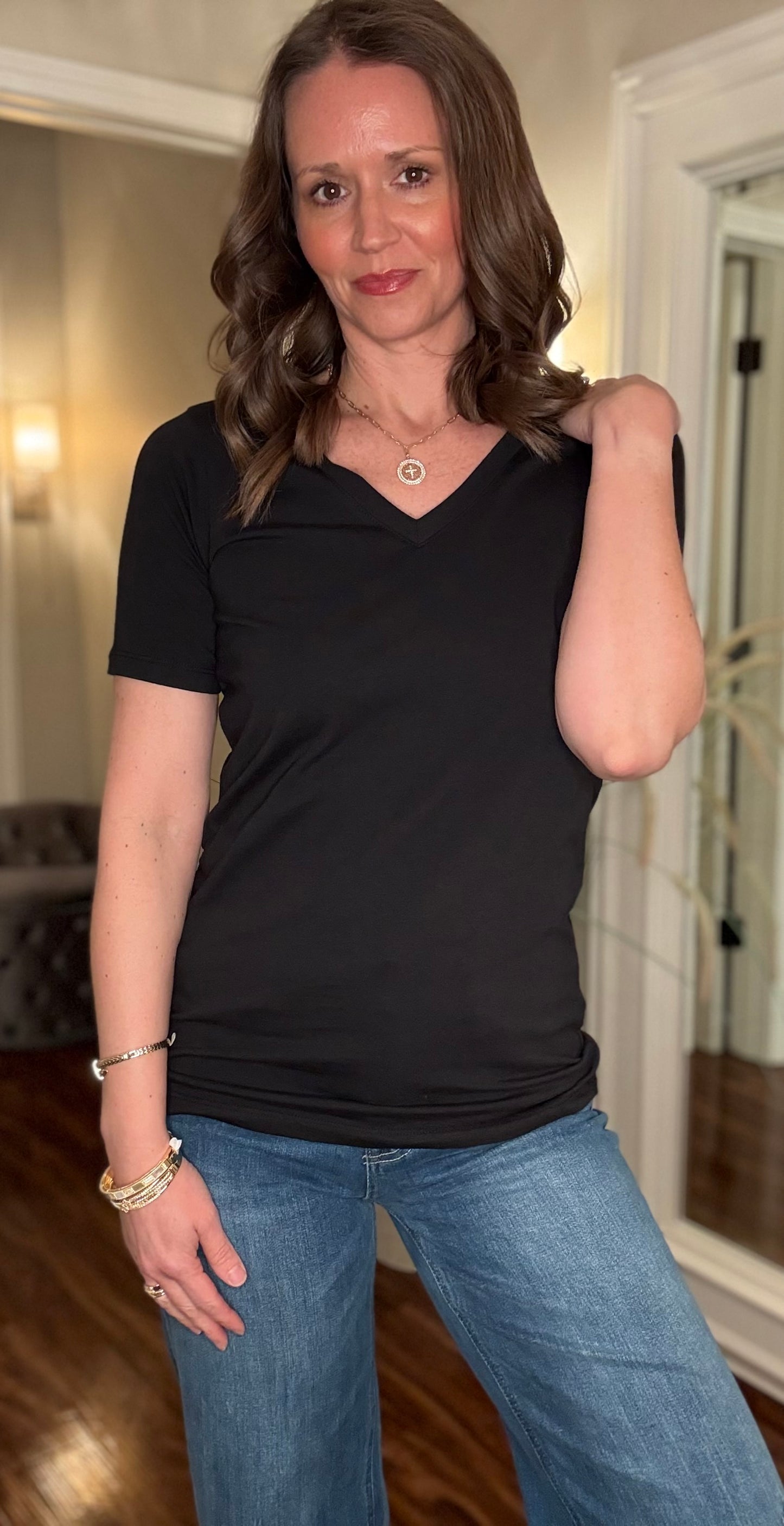 ZENANA V-NECK TEE 3.21