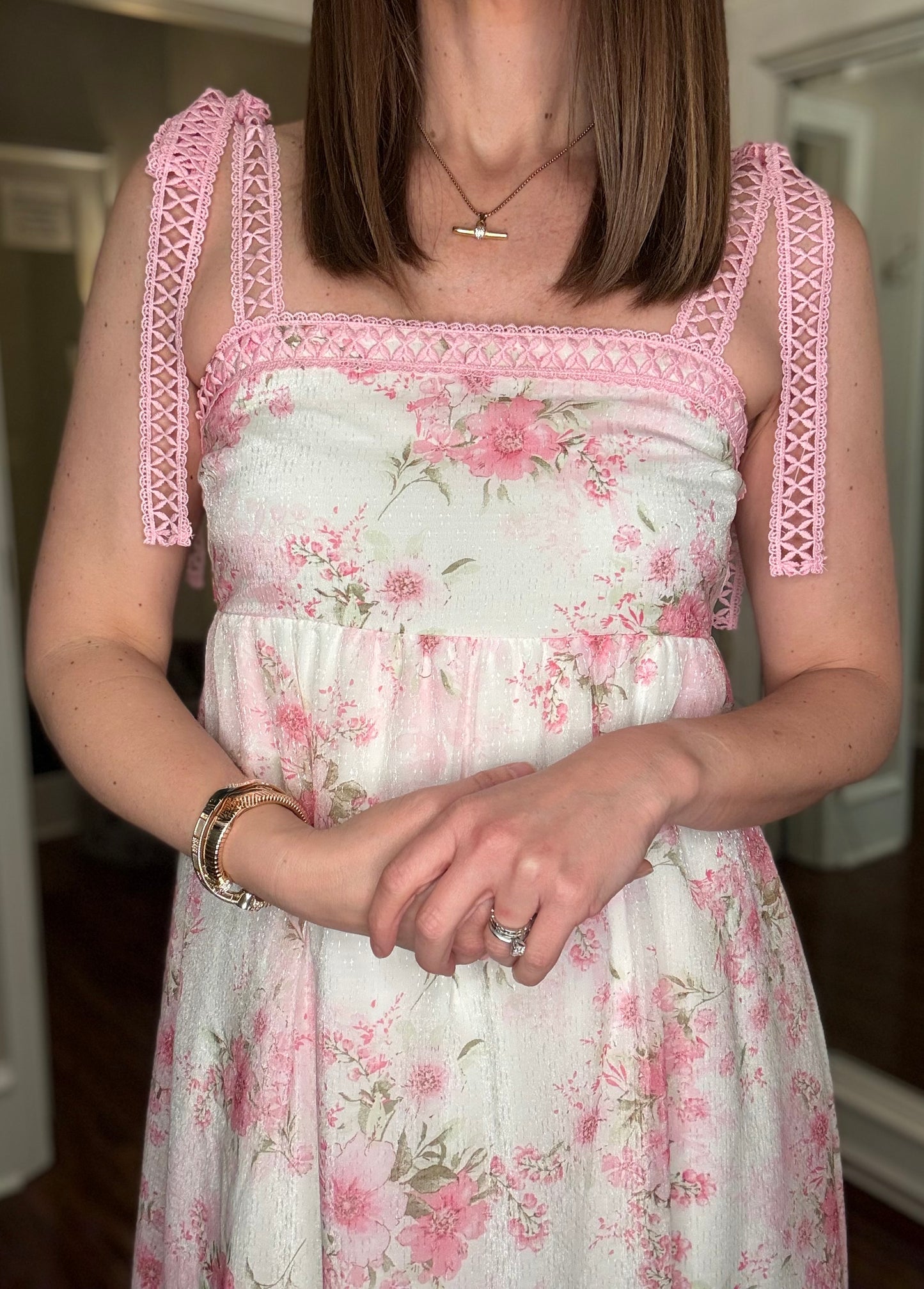 MINE FLORAL LACE STRAP DRESS 3.20