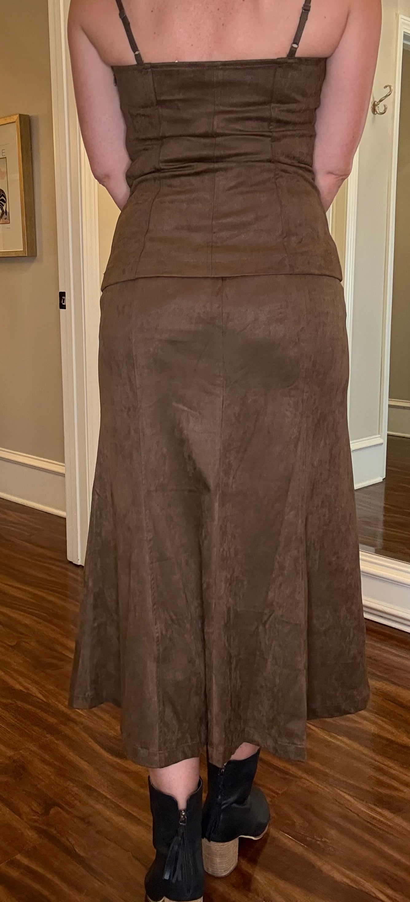 MUSTARD SEED CHOCOLATE SUEDE SKIRT 9.25