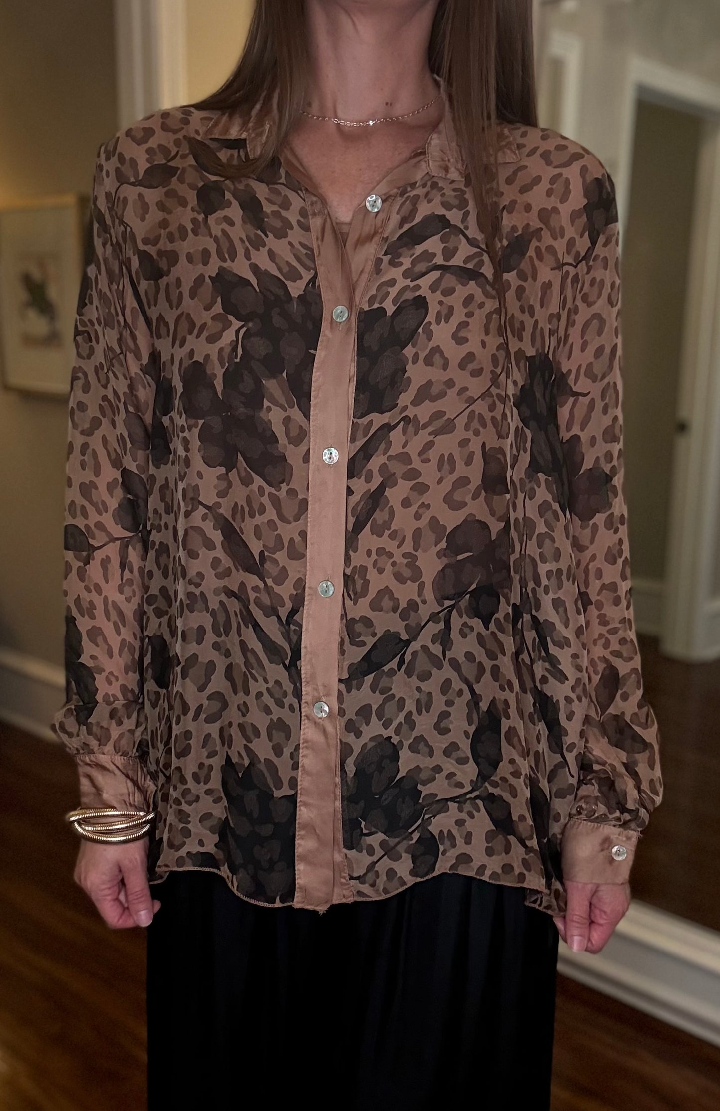 LOOK MODE SILK BUTTON UP BLOUSE 8.26