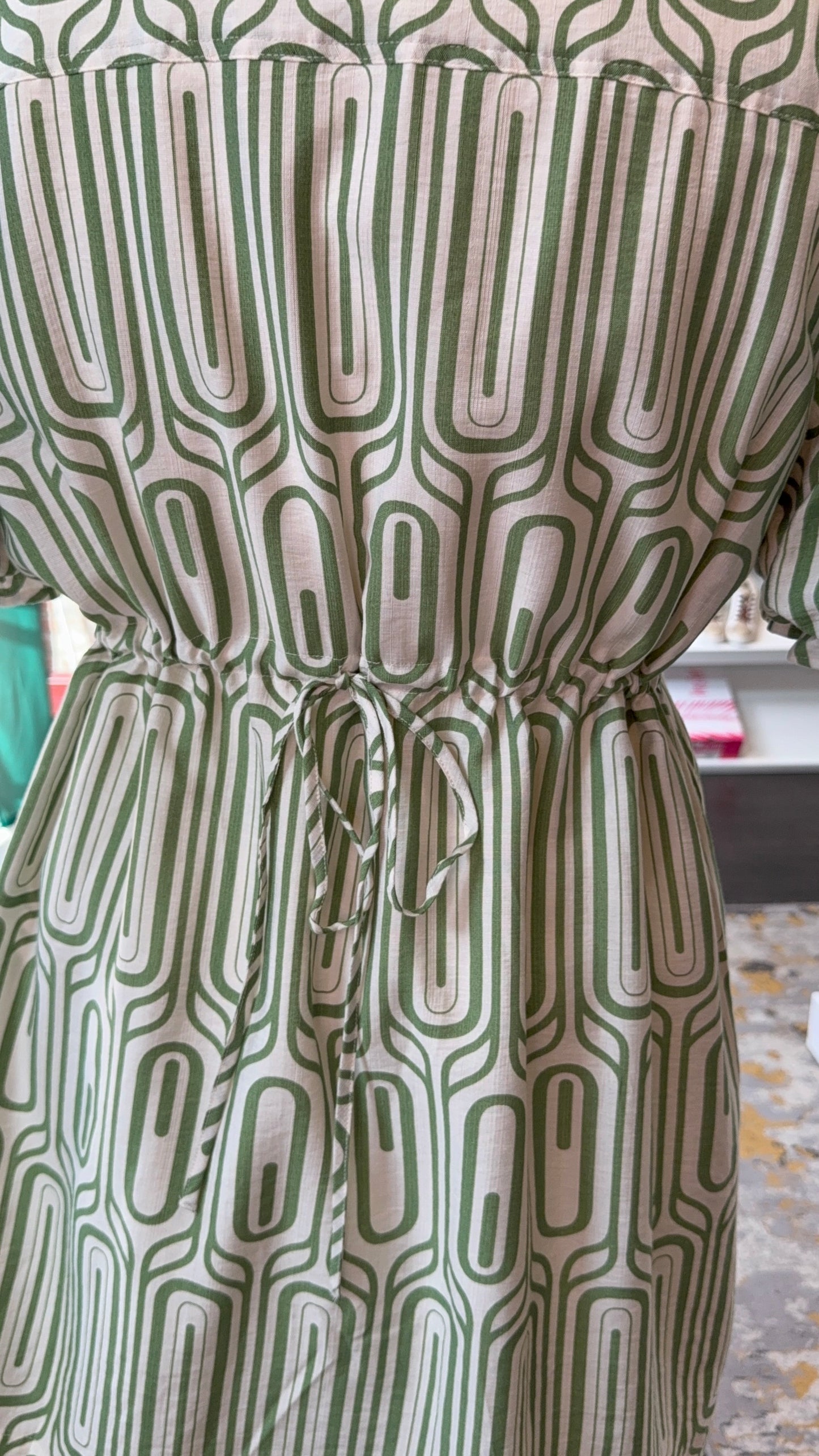 ENTRO  PLUS SIZE OLIVE KNEE LENGTH DRESS 2.5