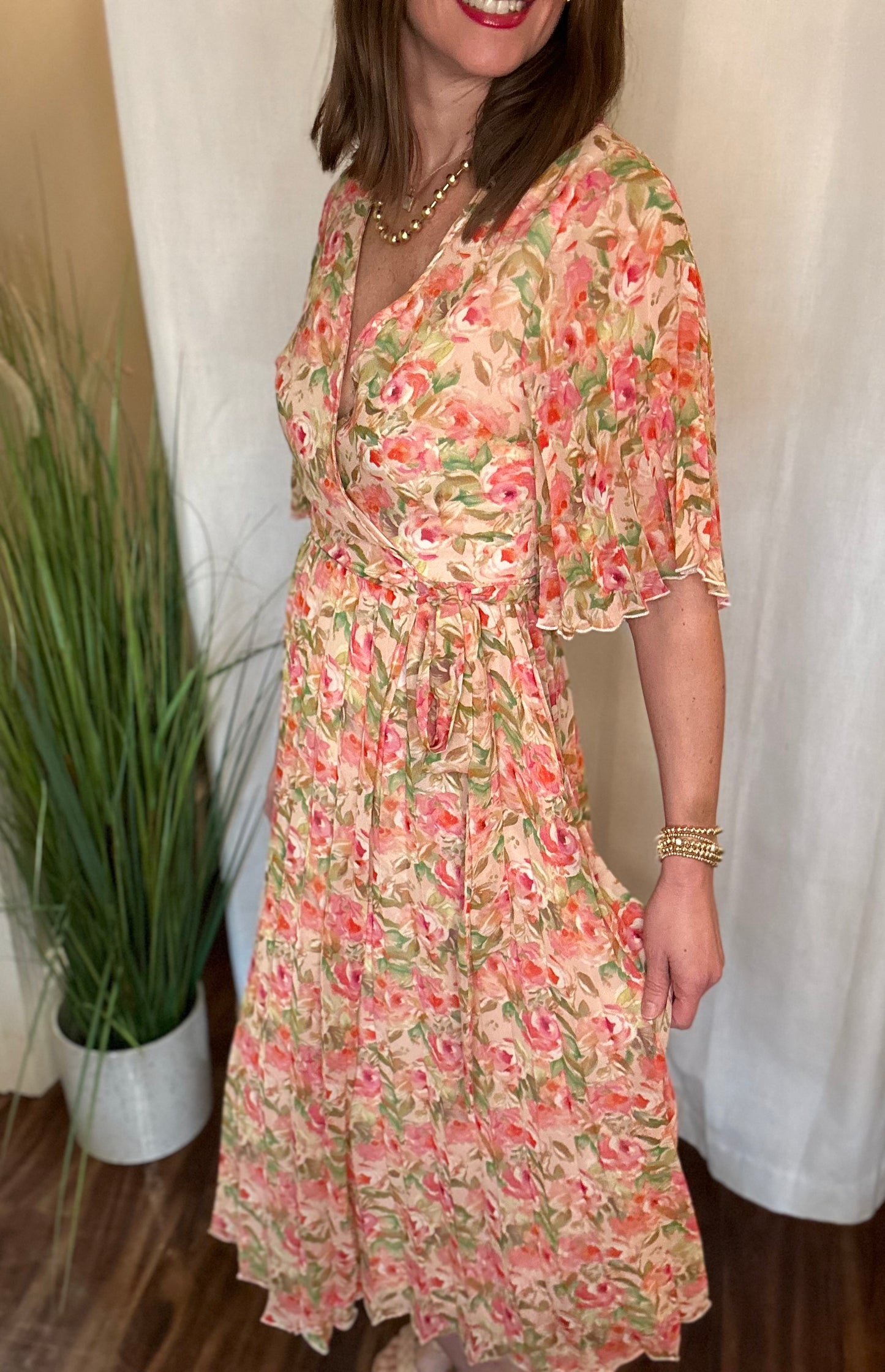 FLORAL PLEATED WRAP DRESS