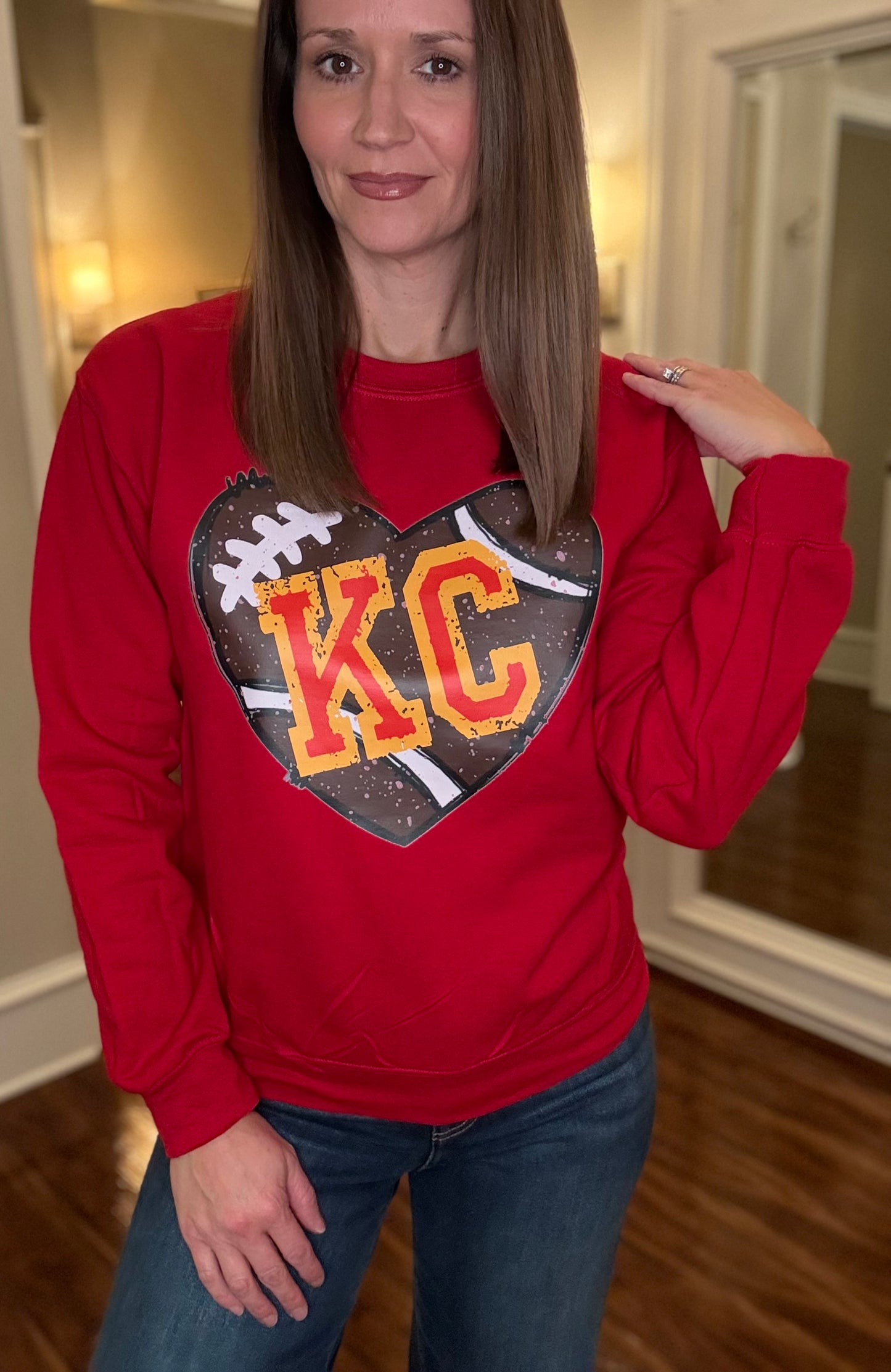 KC FOOTBALL HEART SWEATSHIRT 11.6