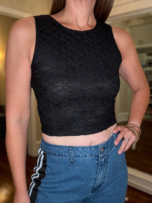 SLEEVELESS LACE CROPPED TANK TOP (multiple colors) 8.5