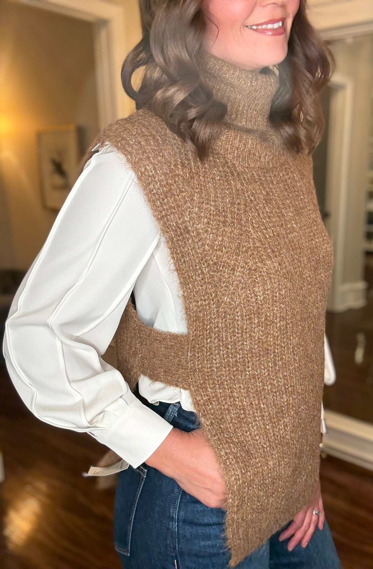 MOLLY BRACKEN CHUNKY SLVLESS TNECK SWEATER 9.2