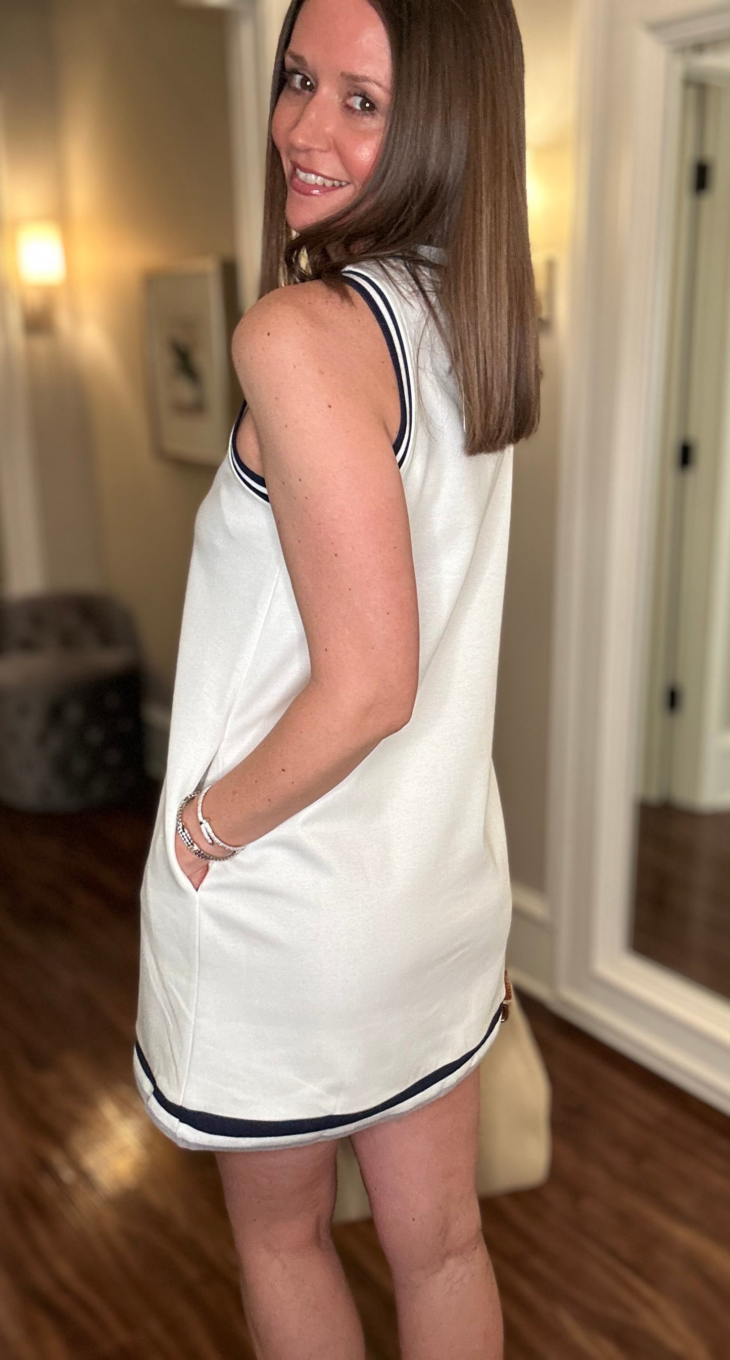 ENTRO OFF WHITE SLEEVELESS DRESS 2.5