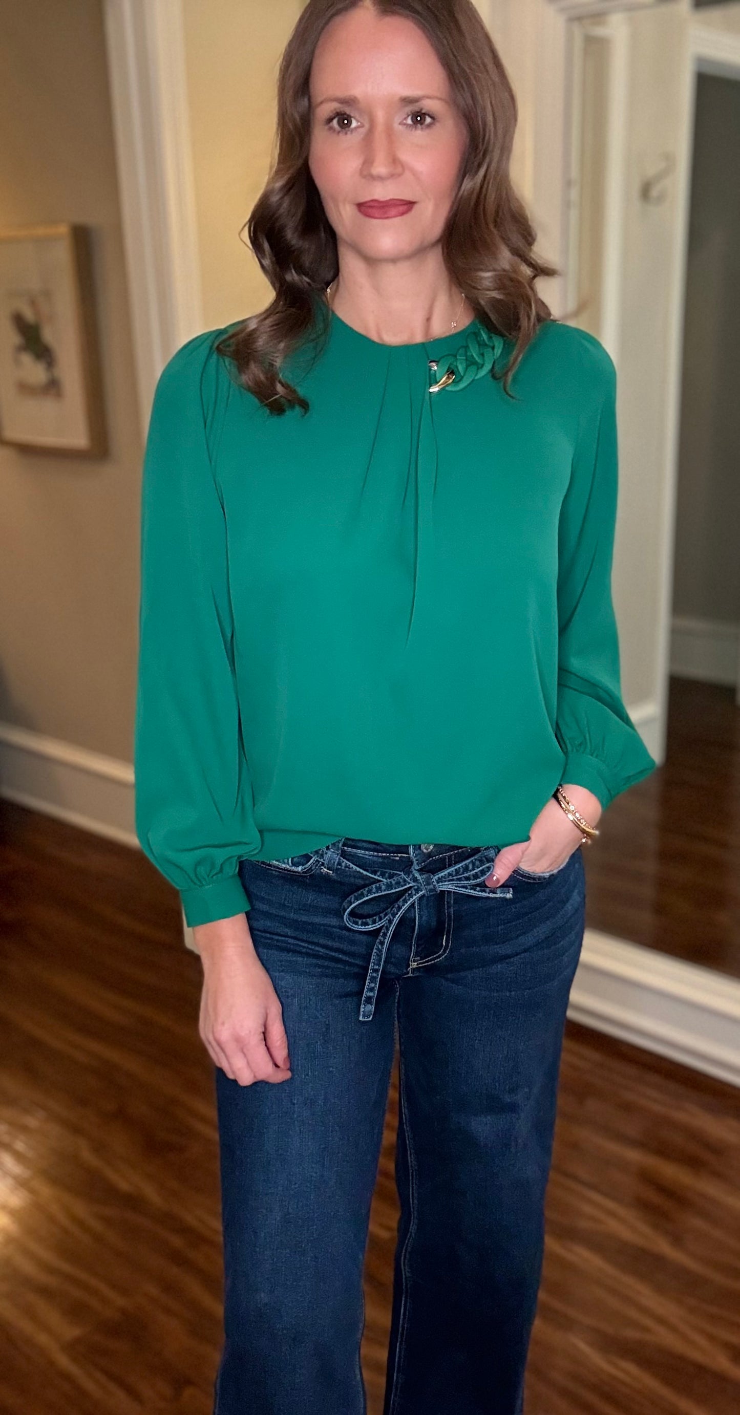 BLOUSE WITH CHAIN LINK NECKLINE 1.9