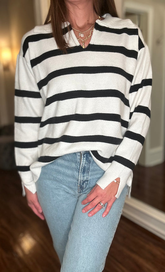 DAVI & DANI STRIPED V-NECK SWEATER 9.10