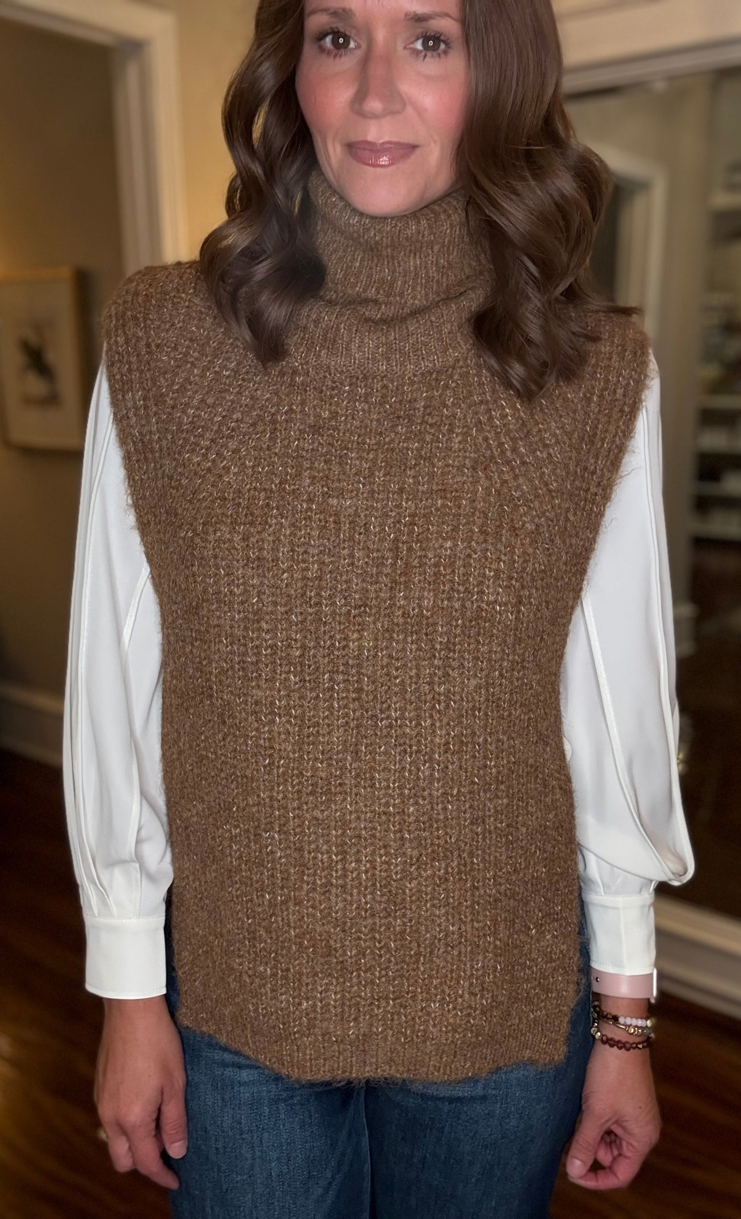MOLLY BRACKEN CHUNKY SLVLESS TNECK SWEATER 9.2