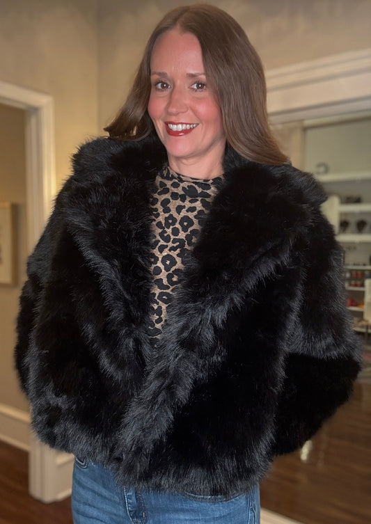 MOLLY BRACKEN BLACK FAUX FUR CROPPED JACKET 8.15
