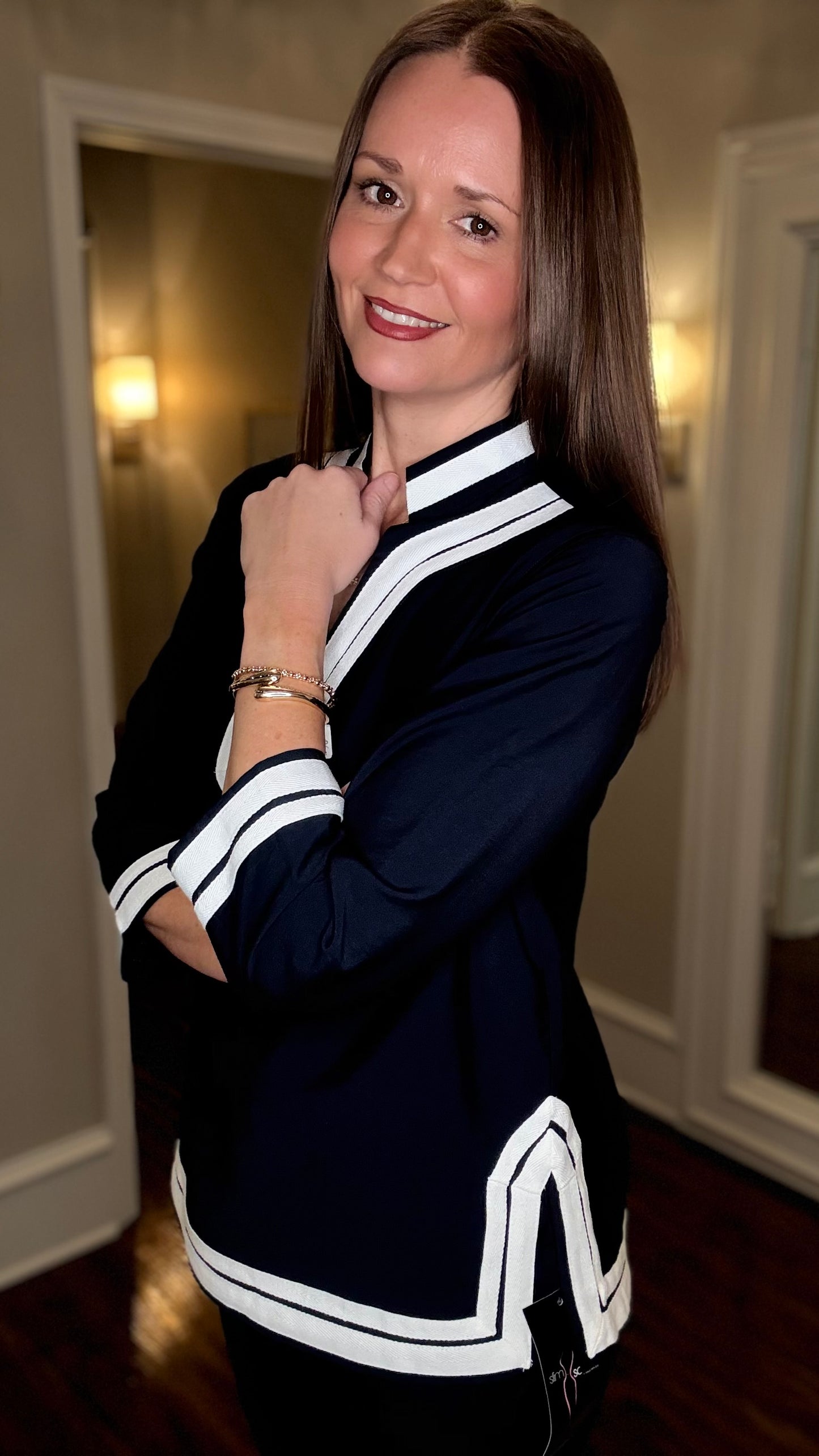 MULTIPLES 3/4 SLV NOTCH COLOR W/TRIM TOP (multiple colors) 1.15