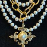 SUSAN SHAW MULTI STRAND PEARL AND GOLD CHAIN