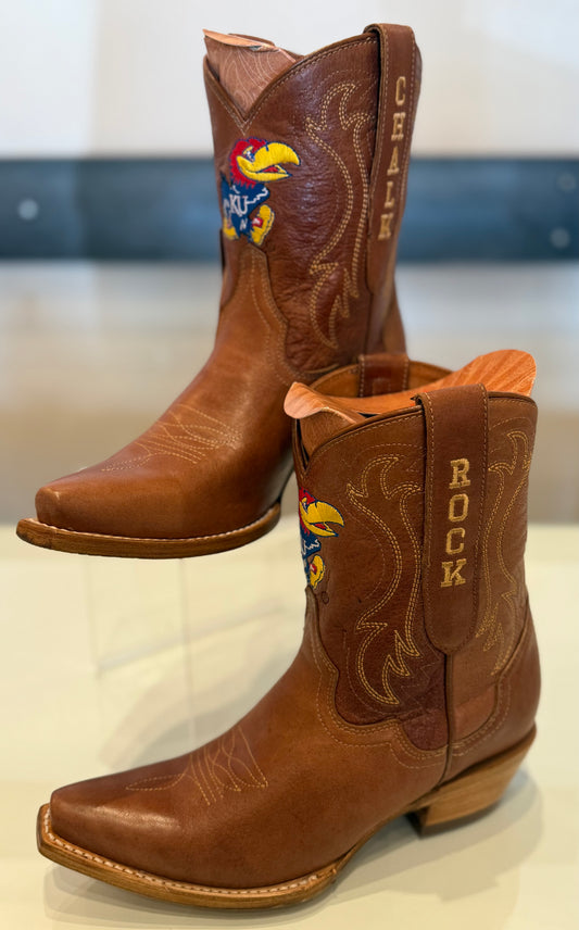 GAMEDAY BOOTS SHORTY TAN -KU JAYHAWKS