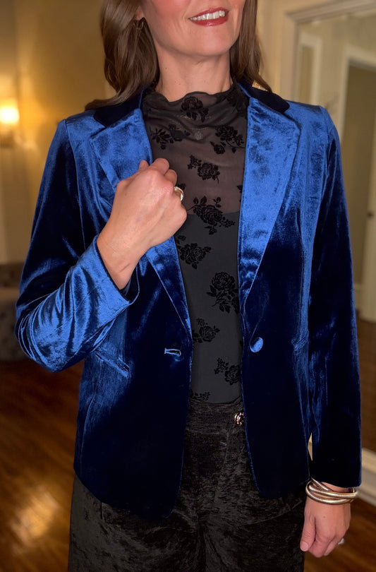 MOLLY BRACKEN BLUE VELVET BLAZER 8.15