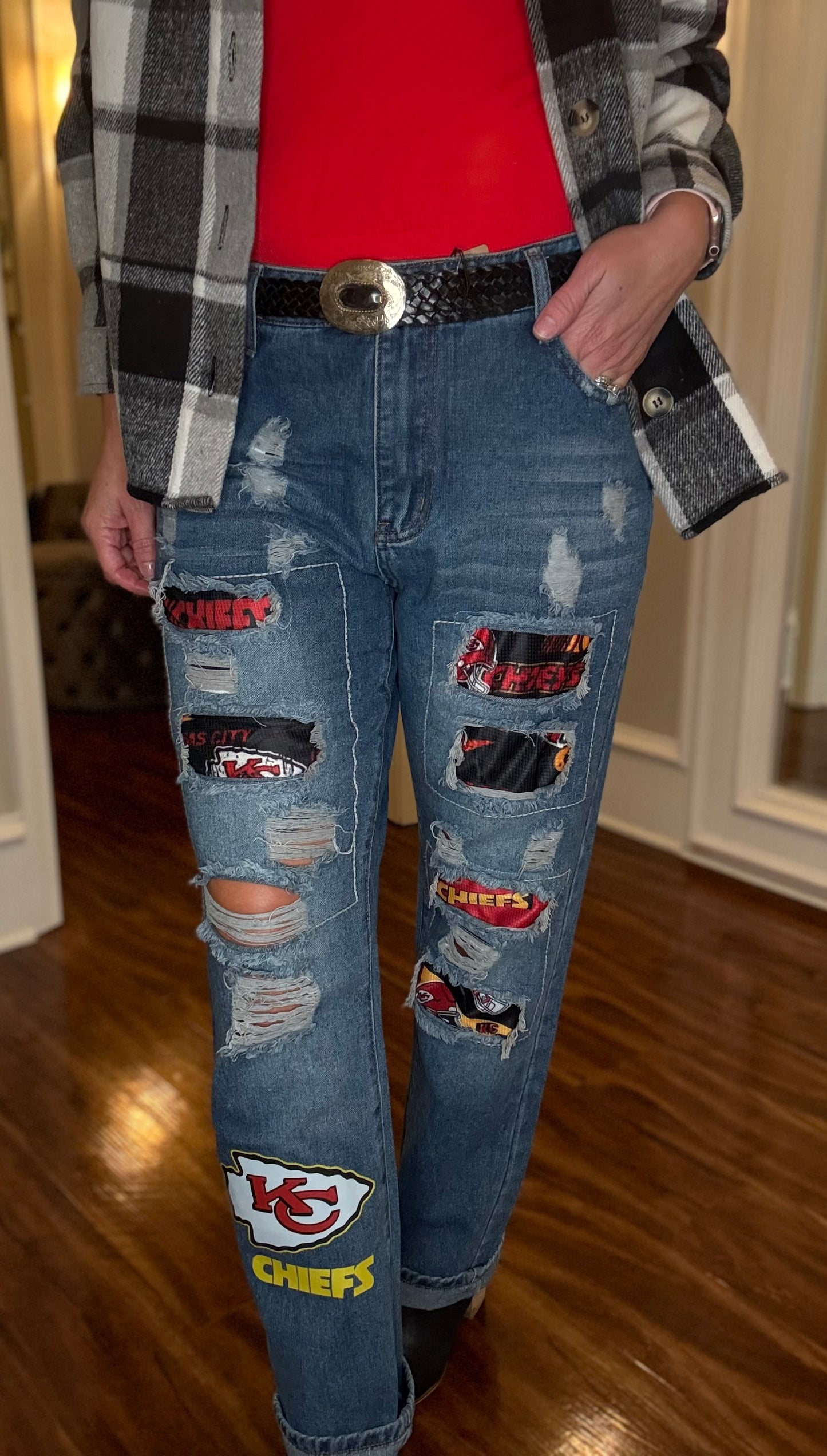 CHIEFS STRAIGHT LEG JEANS 9.22