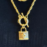 SUSAN SHAW GOLD FLEUR DE LIS TOGGLE NECKLACE 9.26