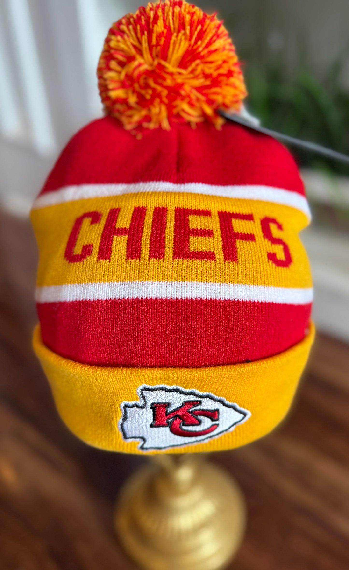 STARTER CHIEFS BEANIE HAT WITH POM 11.14