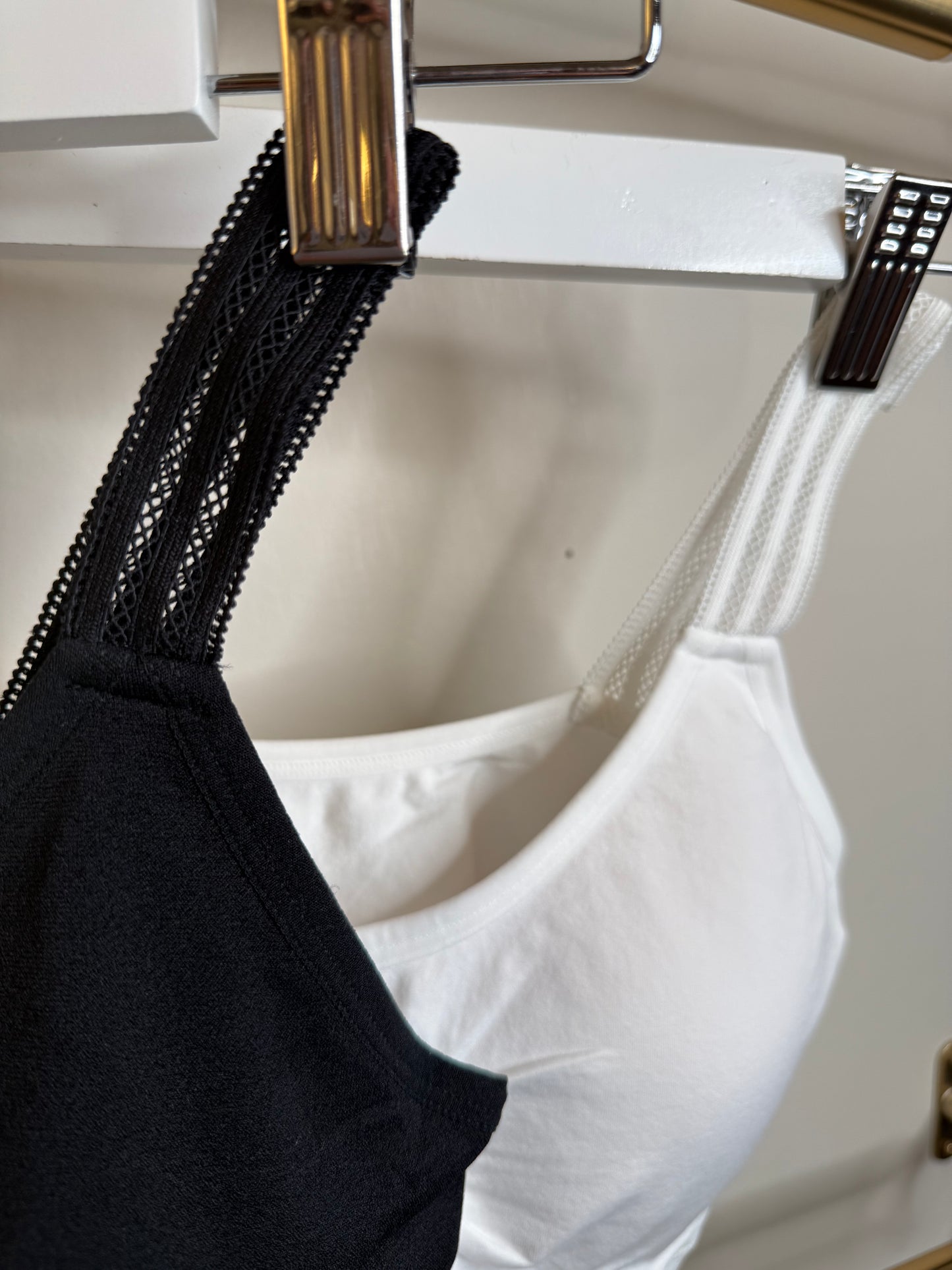STRAP ITS LACE BRALETTE