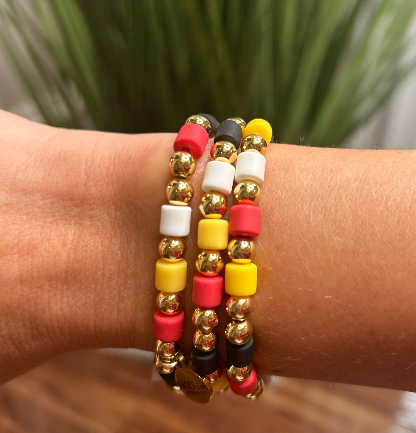 CHIEFS COLORS BEADED BRACELET 8.5