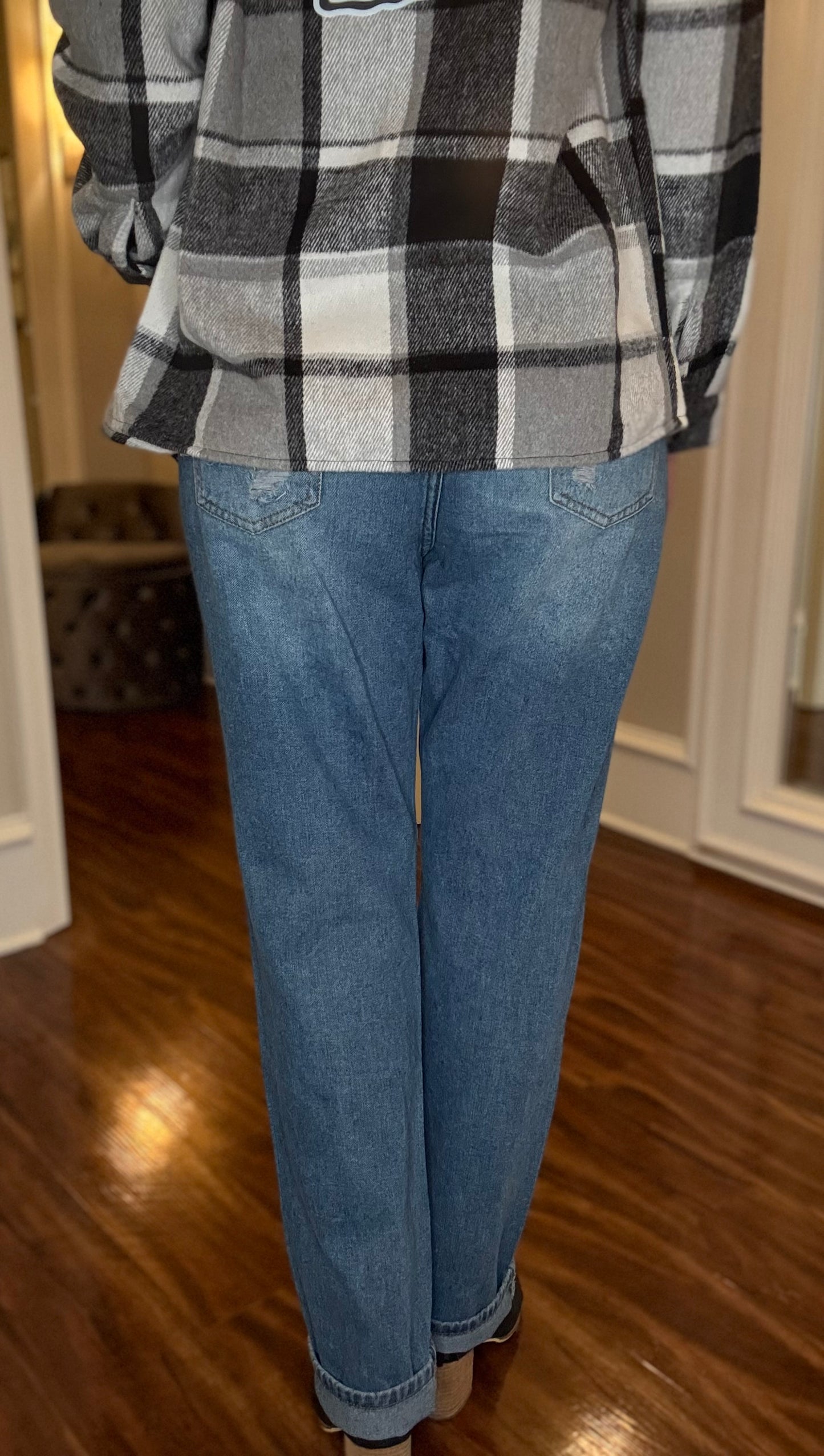 CHIEFS STRAIGHT LEG JEANS 9.22