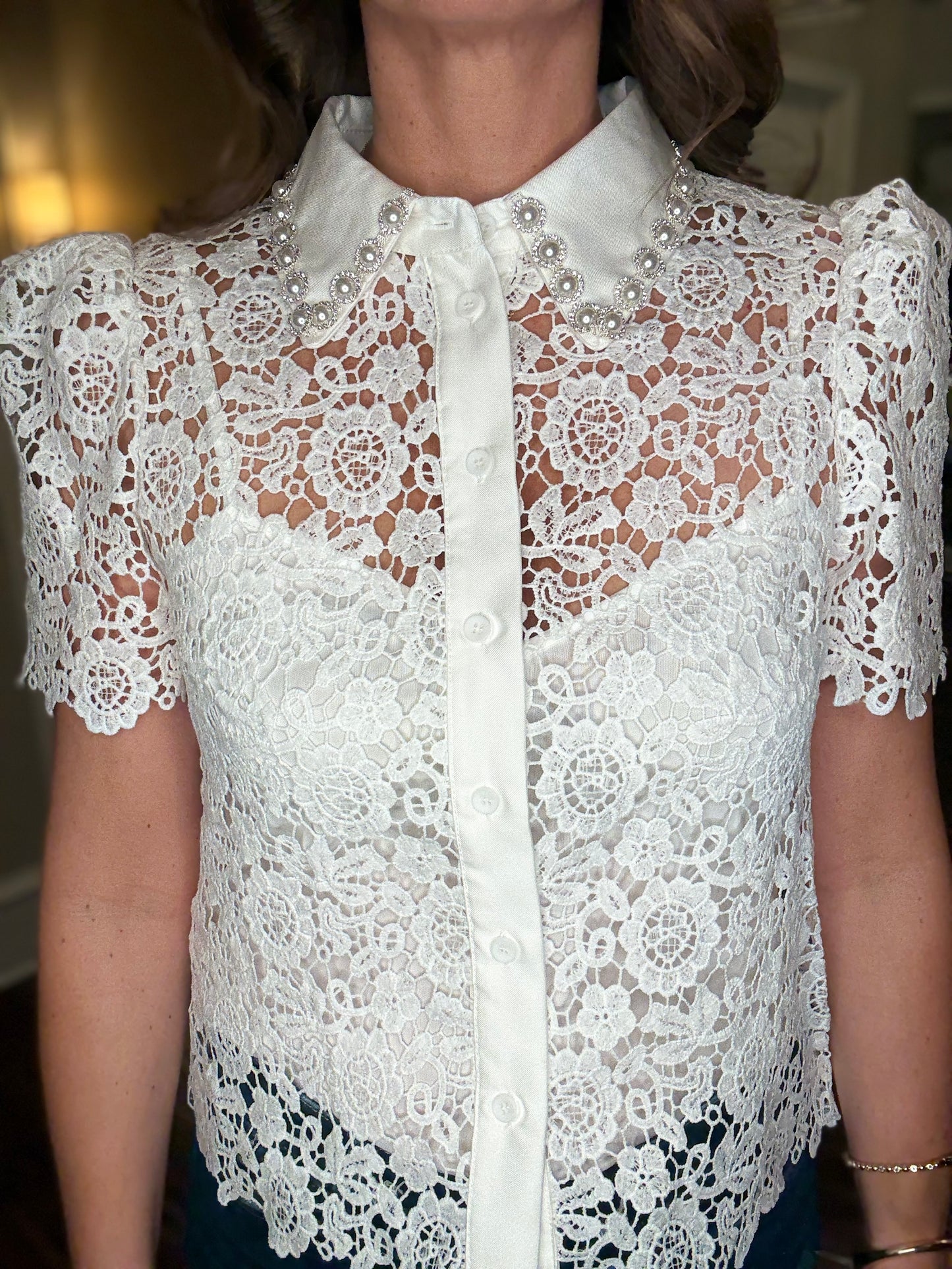 SHORT SLEEVE WHITE LACE TOP 1.9