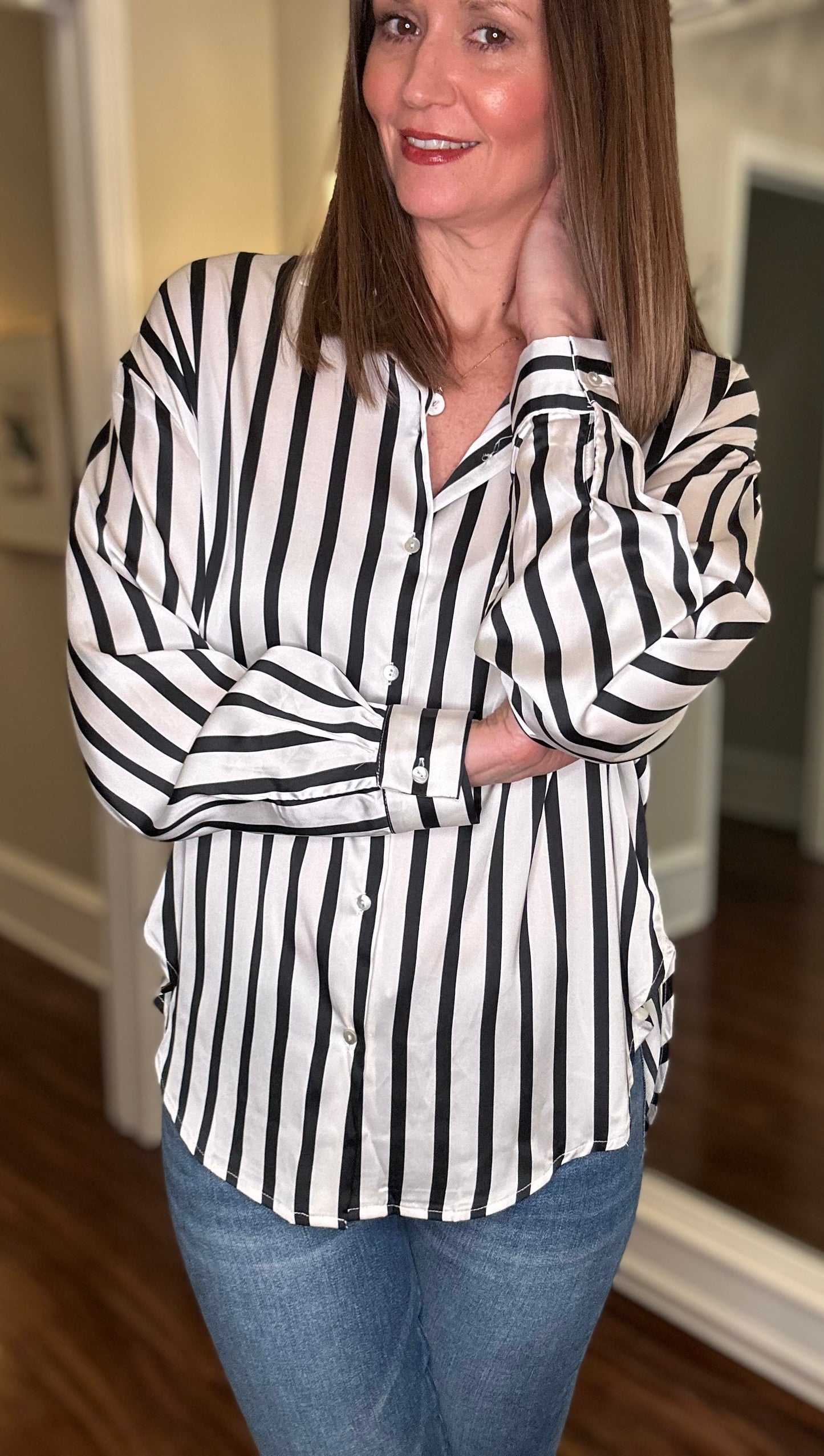 VINE AND LOVE VERTICAL STRIPED SATIN BLOUSE 1.1