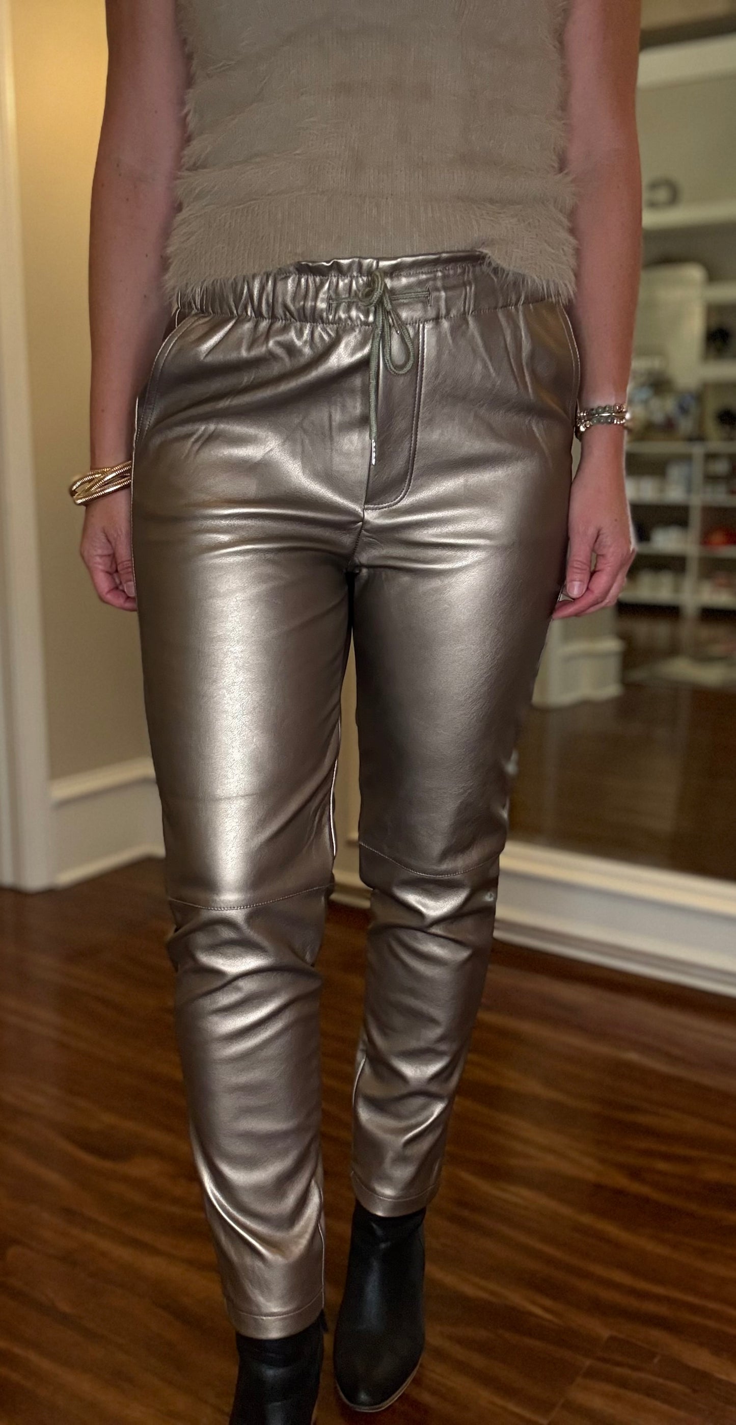 MOLLY BRACKEN FAUX LEATHER PANT 9.2