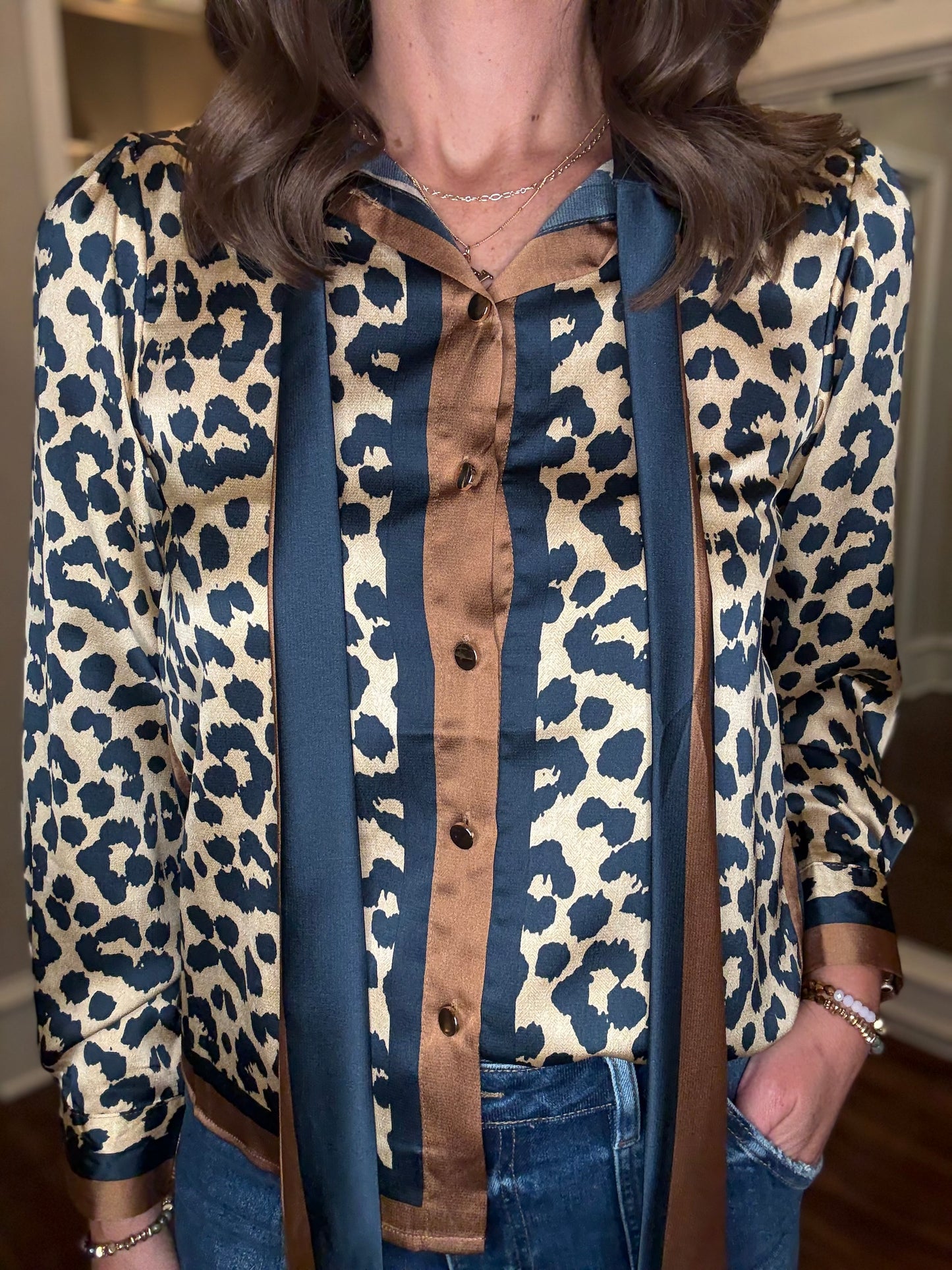 Q2 LEOPARD SILK BLOUSE 9.30