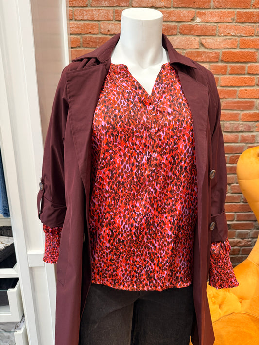 EASEL PRINTED SATIN VNECK TOP 7.25